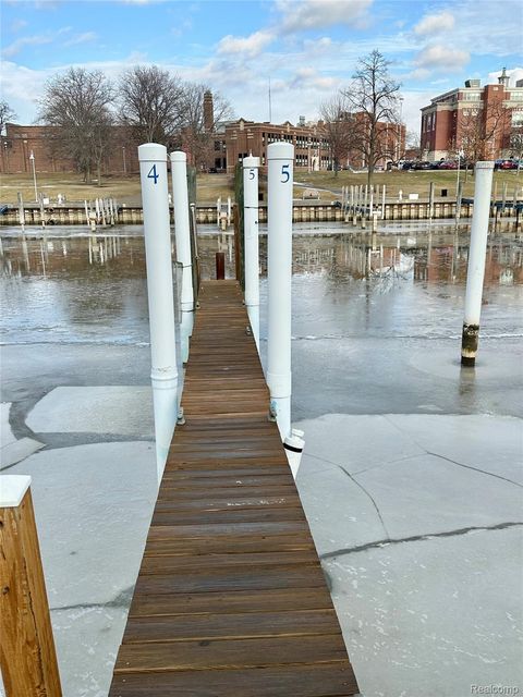 BOAT WELL #5 Boat 5 Port Huron City MI 48060