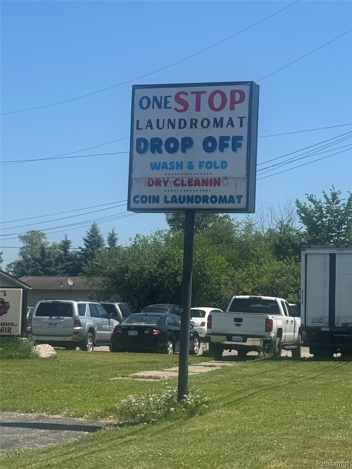 1751 E West Maple Road