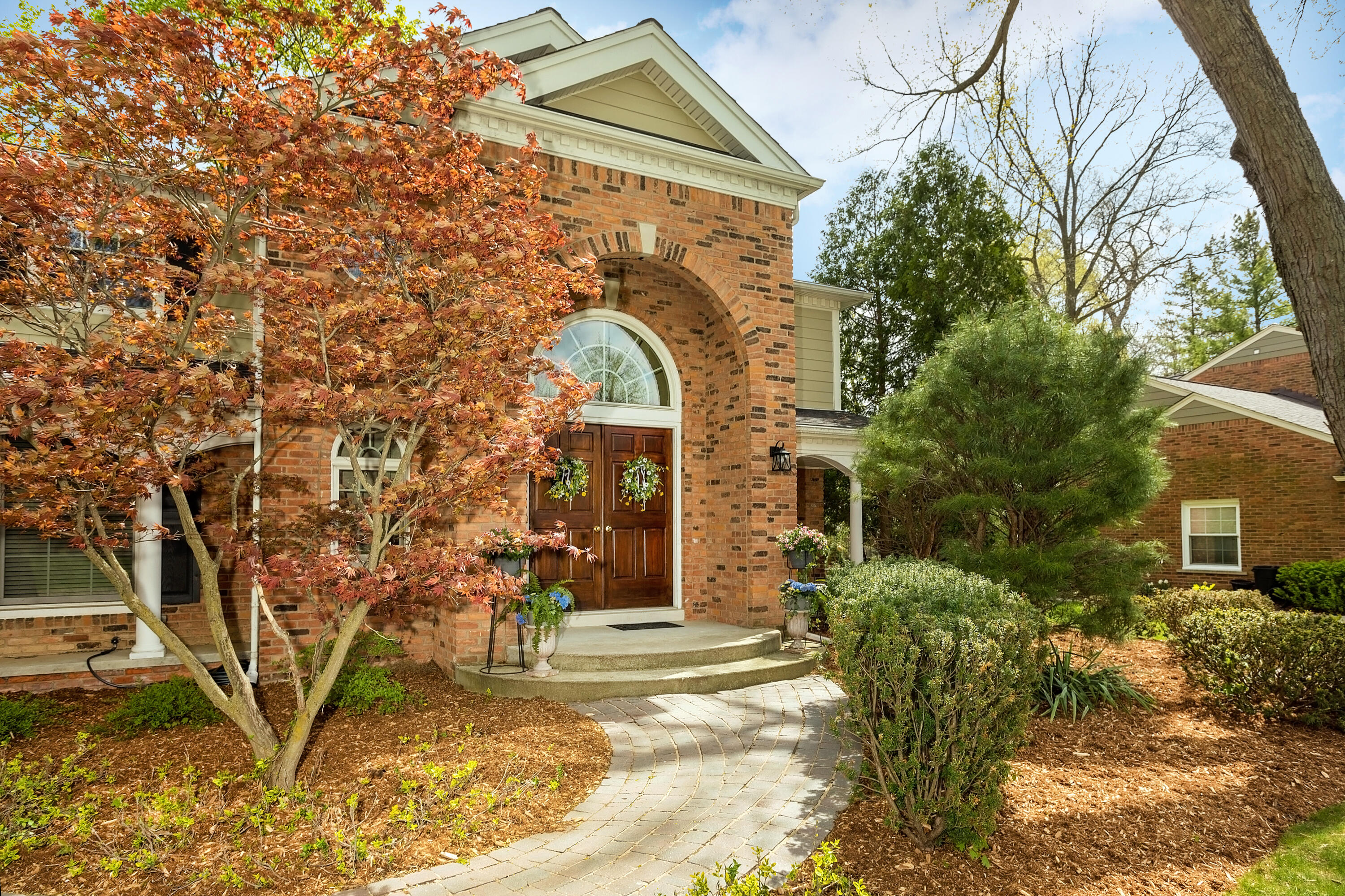32848 White Oaks Trail