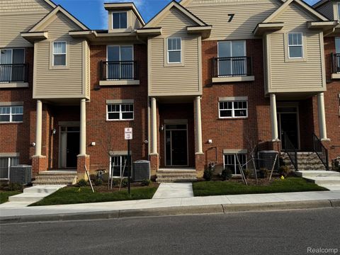 25558 Grandview Lane 38 Novi City MI 48375