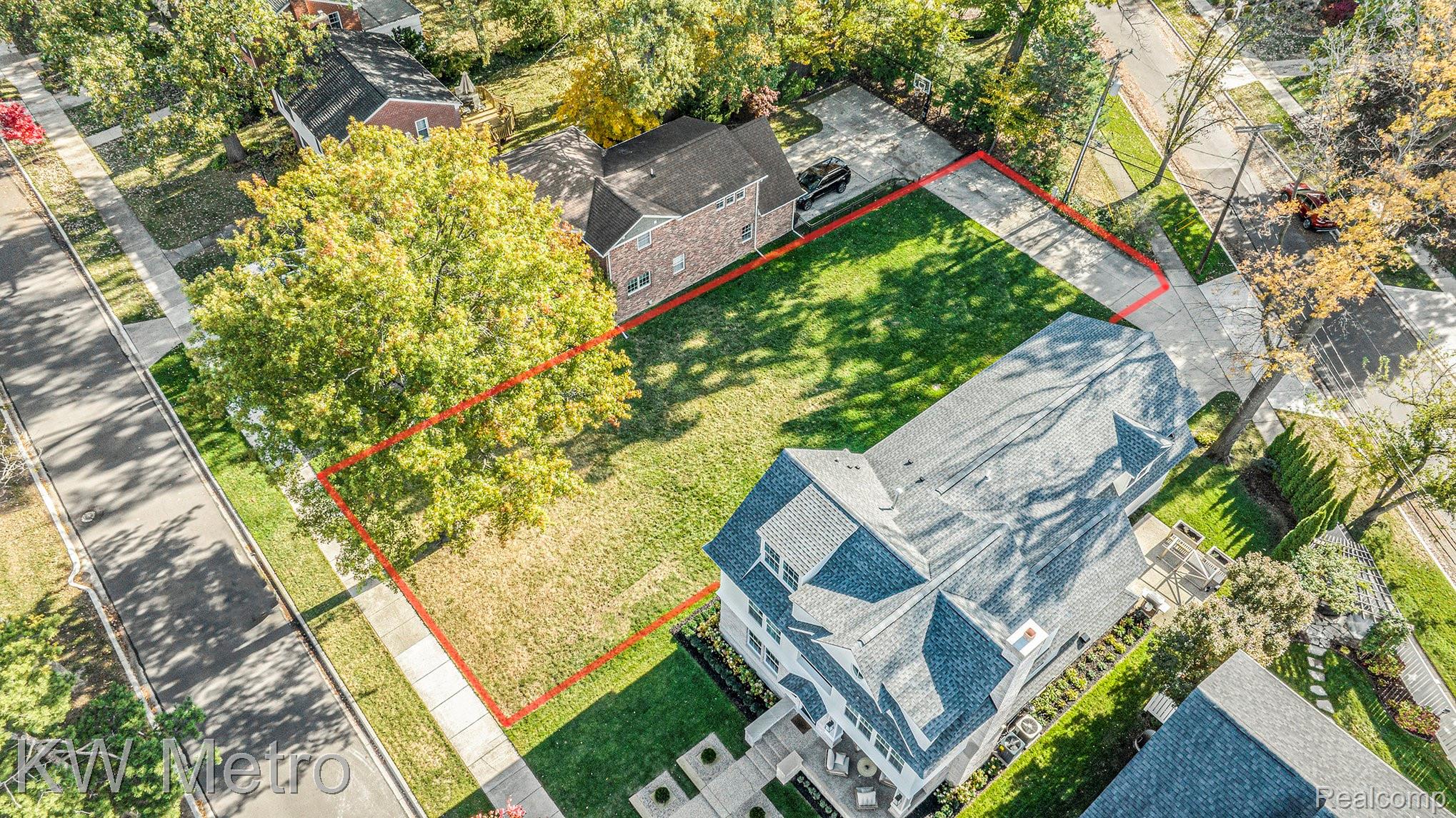 1825 S Northwood Blvd. Boulevard