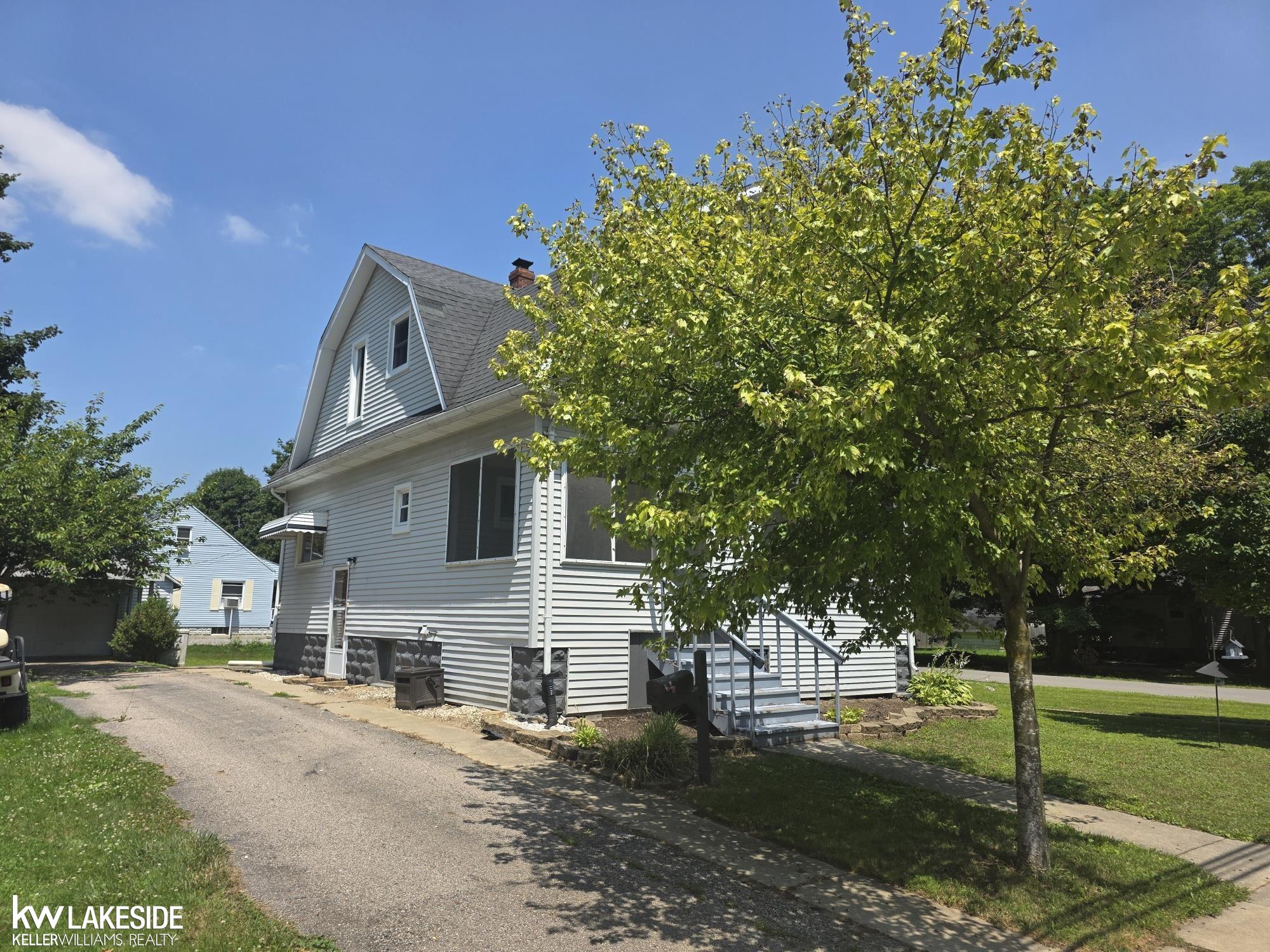 109 E Wood Street