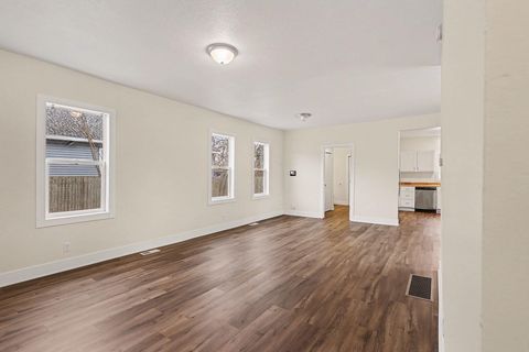 Tiny photo for 769 Catawba Avenue, Muskegon City, MI 49442 (MLS # 71026001854)