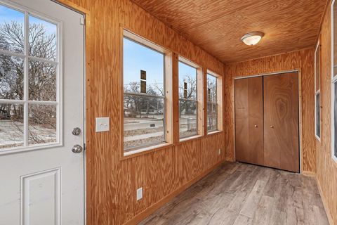 Tiny photo for 769 Catawba Avenue, Muskegon City, MI 49442 (MLS # 71026001854)