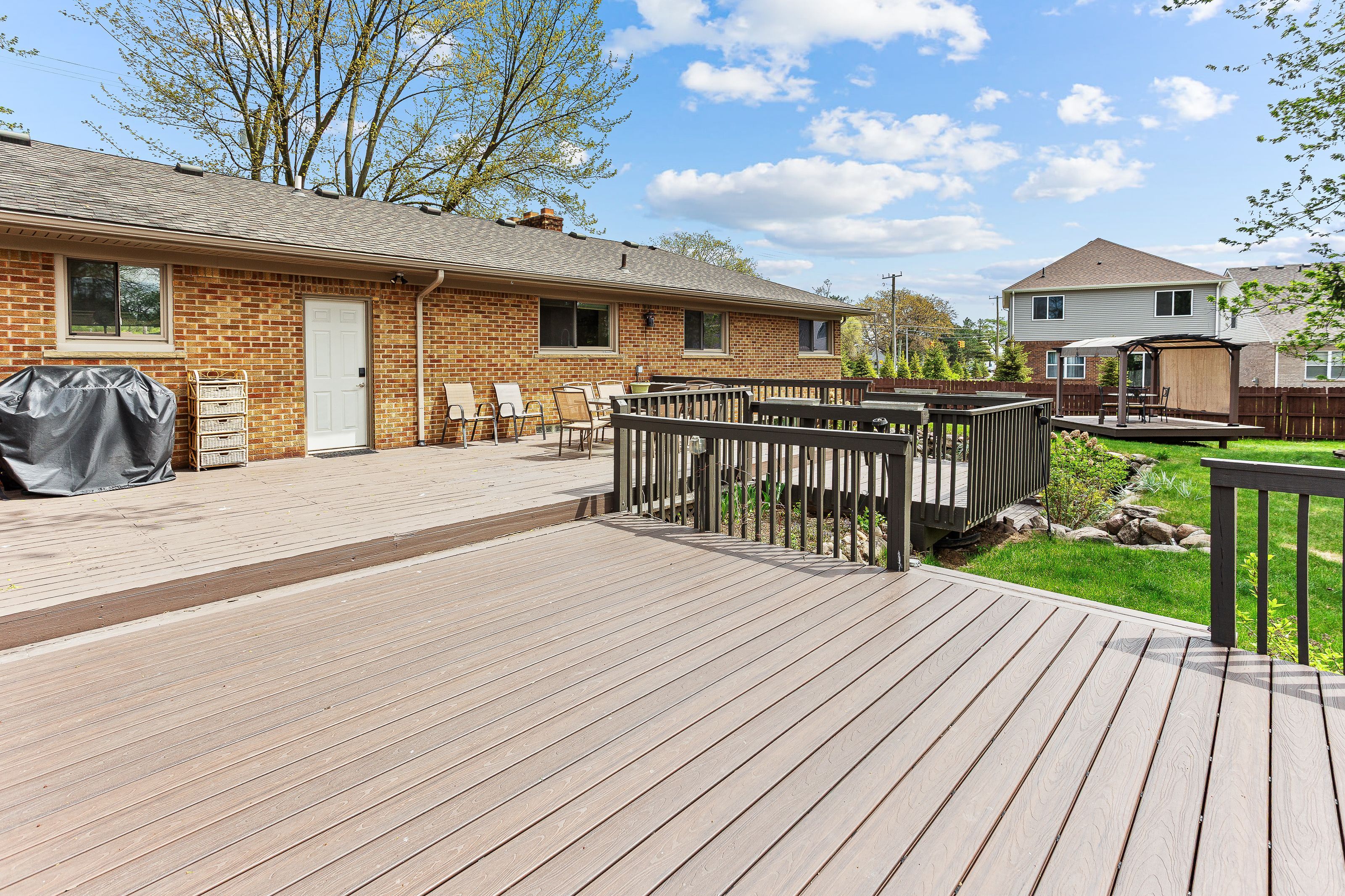 37801 PLYMOUTH Road
