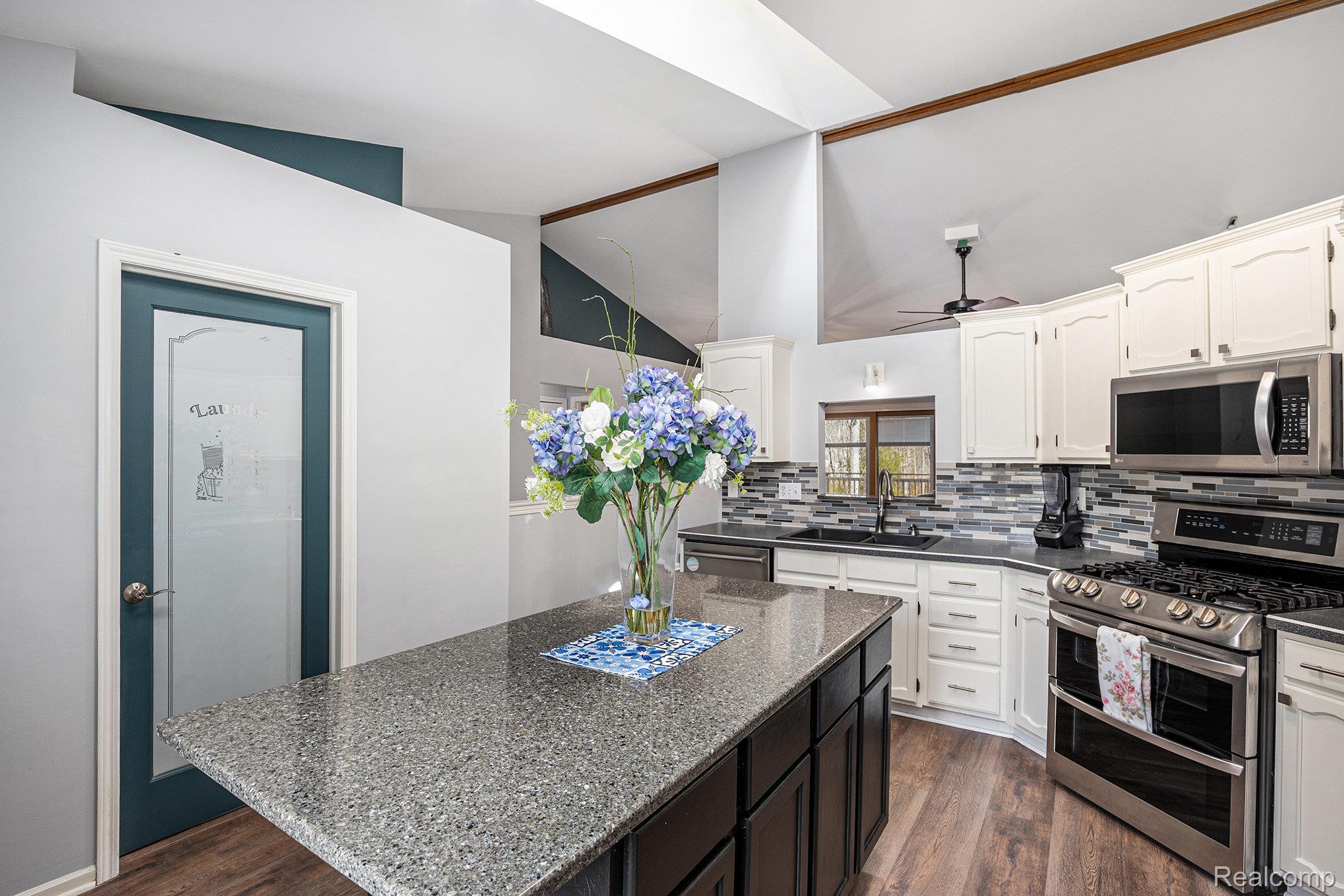 Ortonville Village, Michigan 48462, United States, 3 Bedrooms Bedrooms, ,3 BathroomsBathrooms,Residential,Active,226069