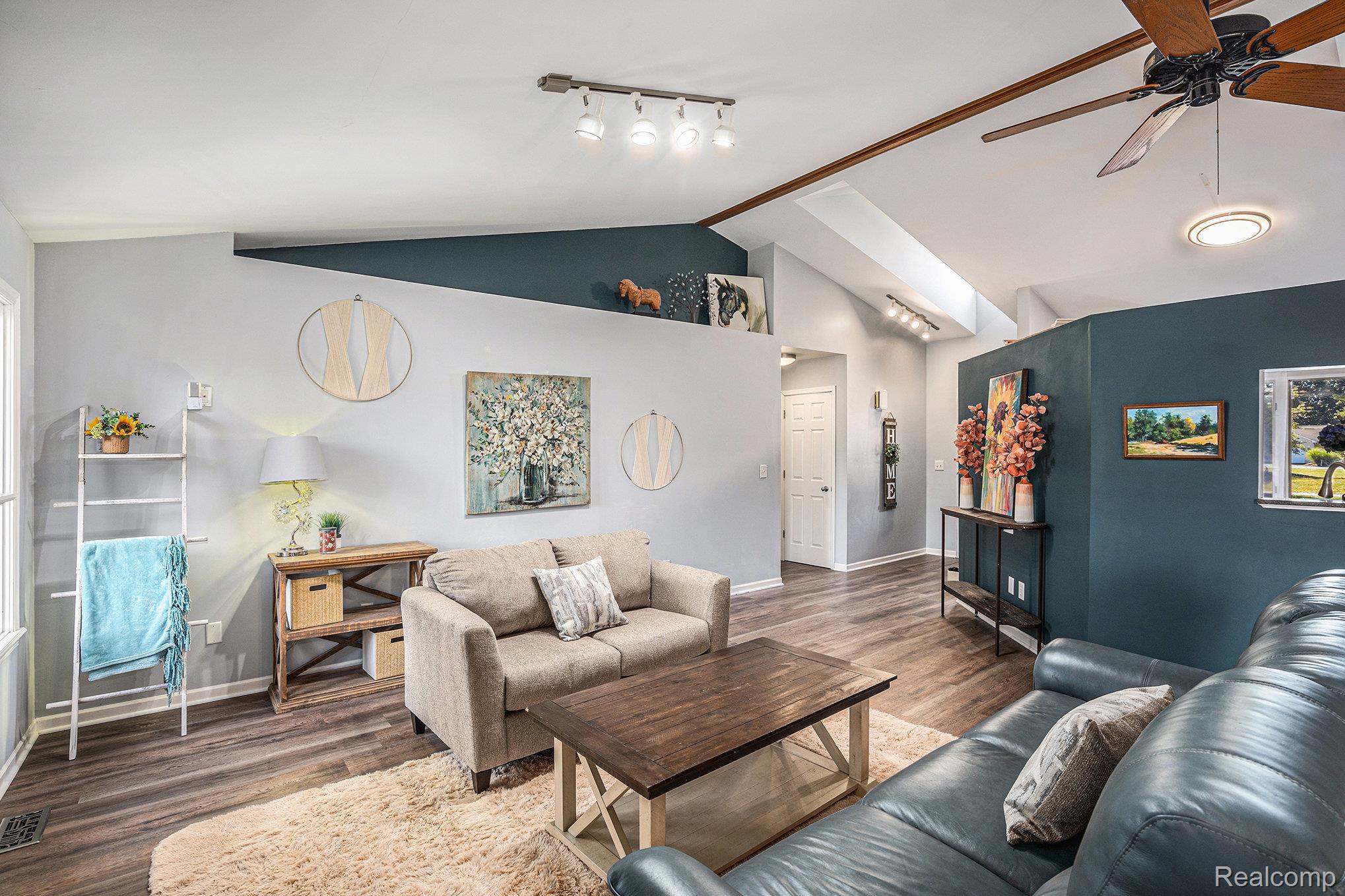 Ortonville Village, Michigan 48462, United States, 3 Bedrooms Bedrooms, ,3 BathroomsBathrooms,Residential,Active,226069