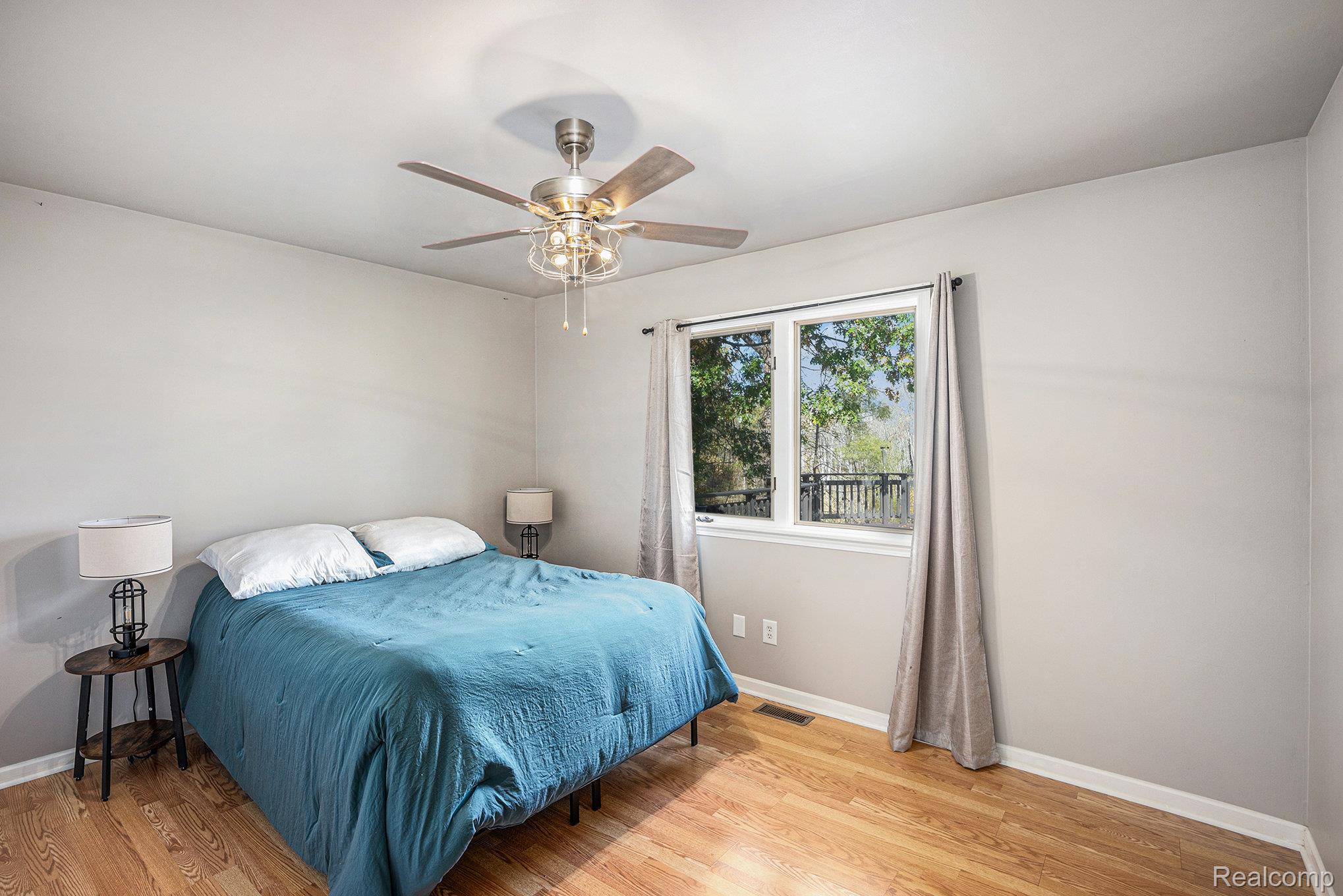 Ortonville Village, Michigan 48462, United States, 3 Bedrooms Bedrooms, ,3 BathroomsBathrooms,Residential,Active,226069