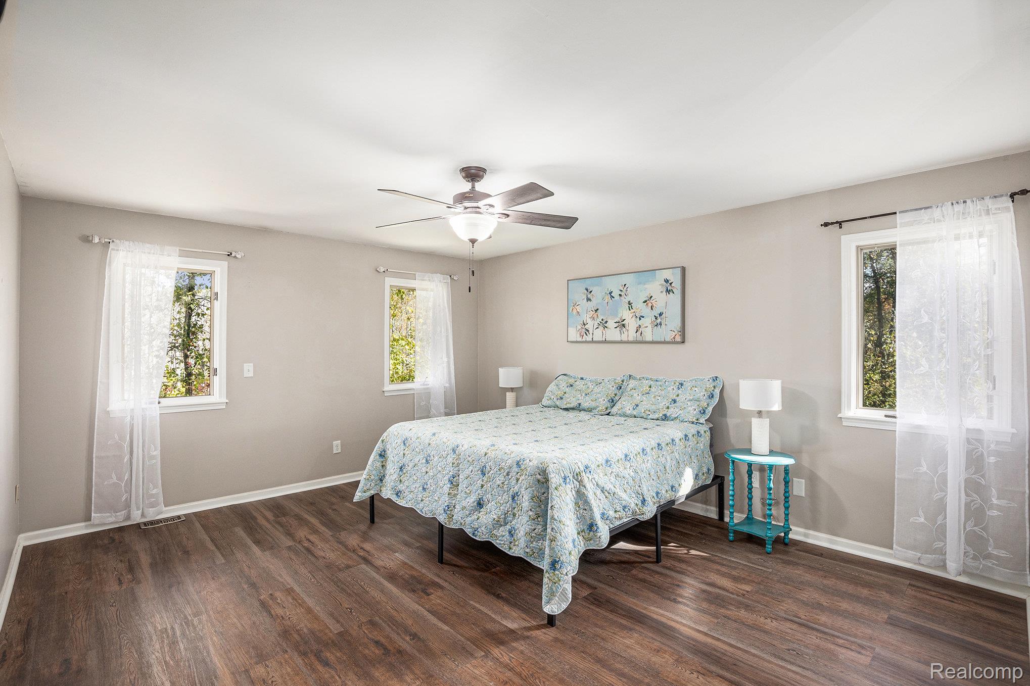 Ortonville Village, Michigan 48462, United States, 3 Bedrooms Bedrooms, ,3 BathroomsBathrooms,Residential,Active,226069