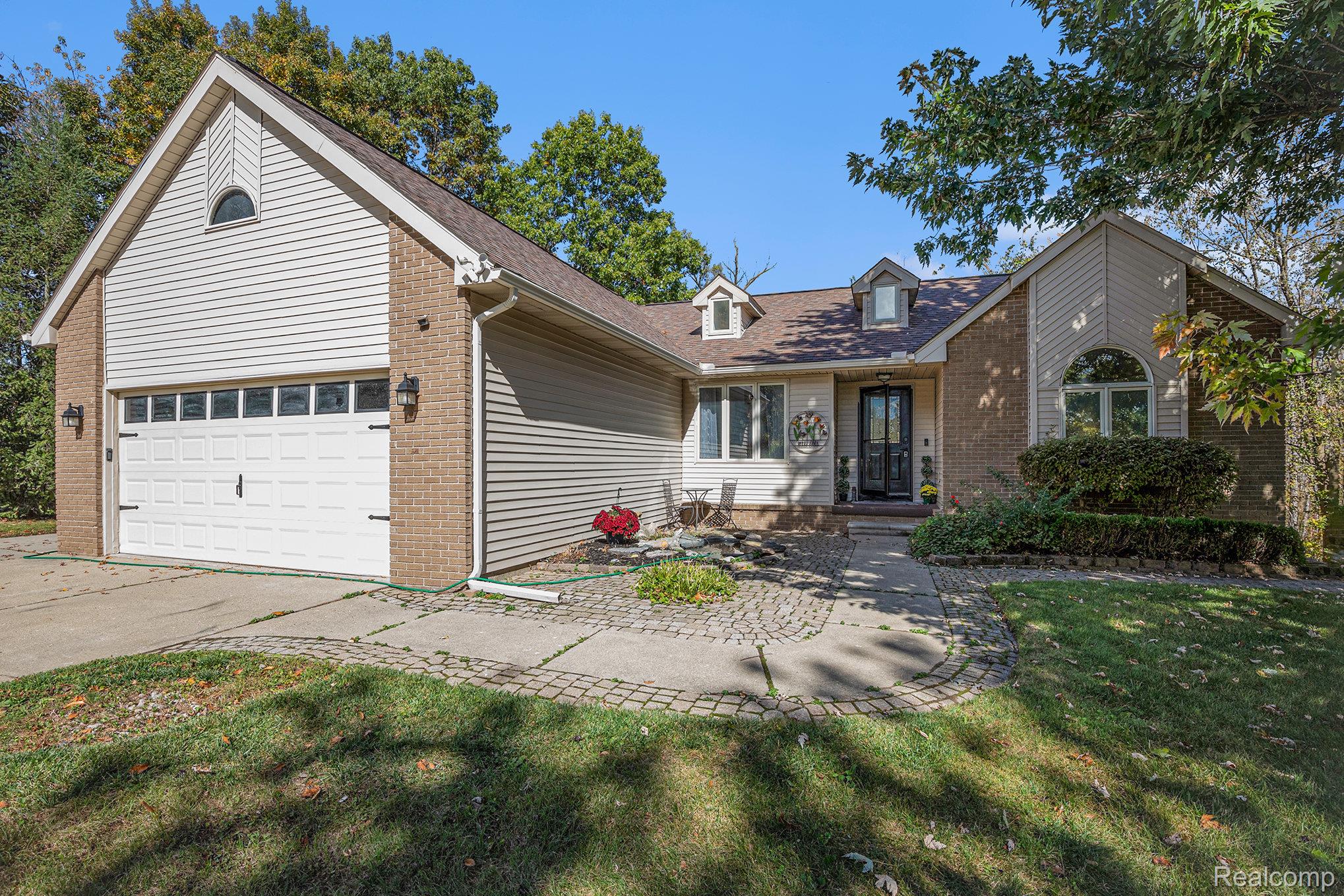 Ortonville Village, Michigan 48462, United States, 3 Bedrooms Bedrooms, ,3 BathroomsBathrooms,Residential,Active,226069