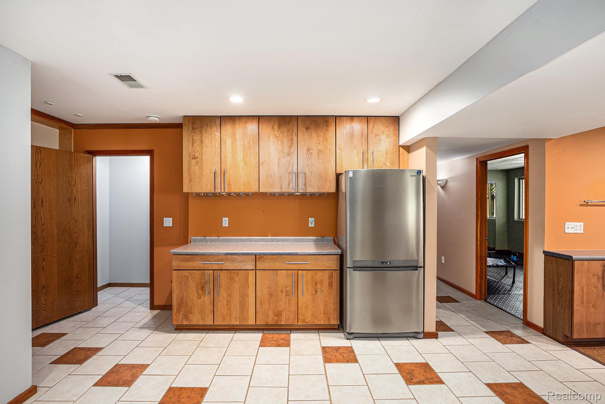 Ortonville Village, Michigan 48462, United States, 3 Bedrooms Bedrooms, ,3 BathroomsBathrooms,Residential,Active,226069