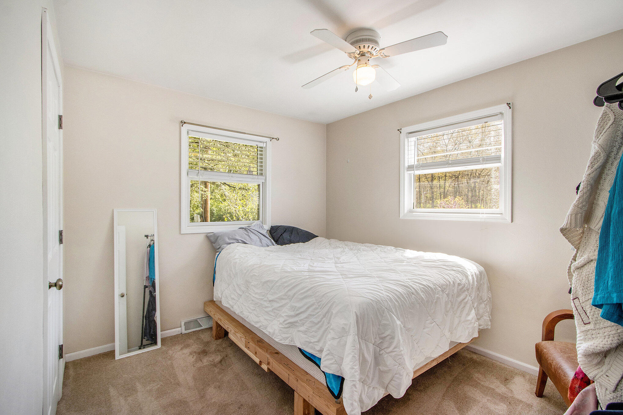 Portage City Kalamazoo, Michigan 49024, United States, 2 Bedrooms Bedrooms, ,1 BathroomBathrooms,Residential,Pending,127001