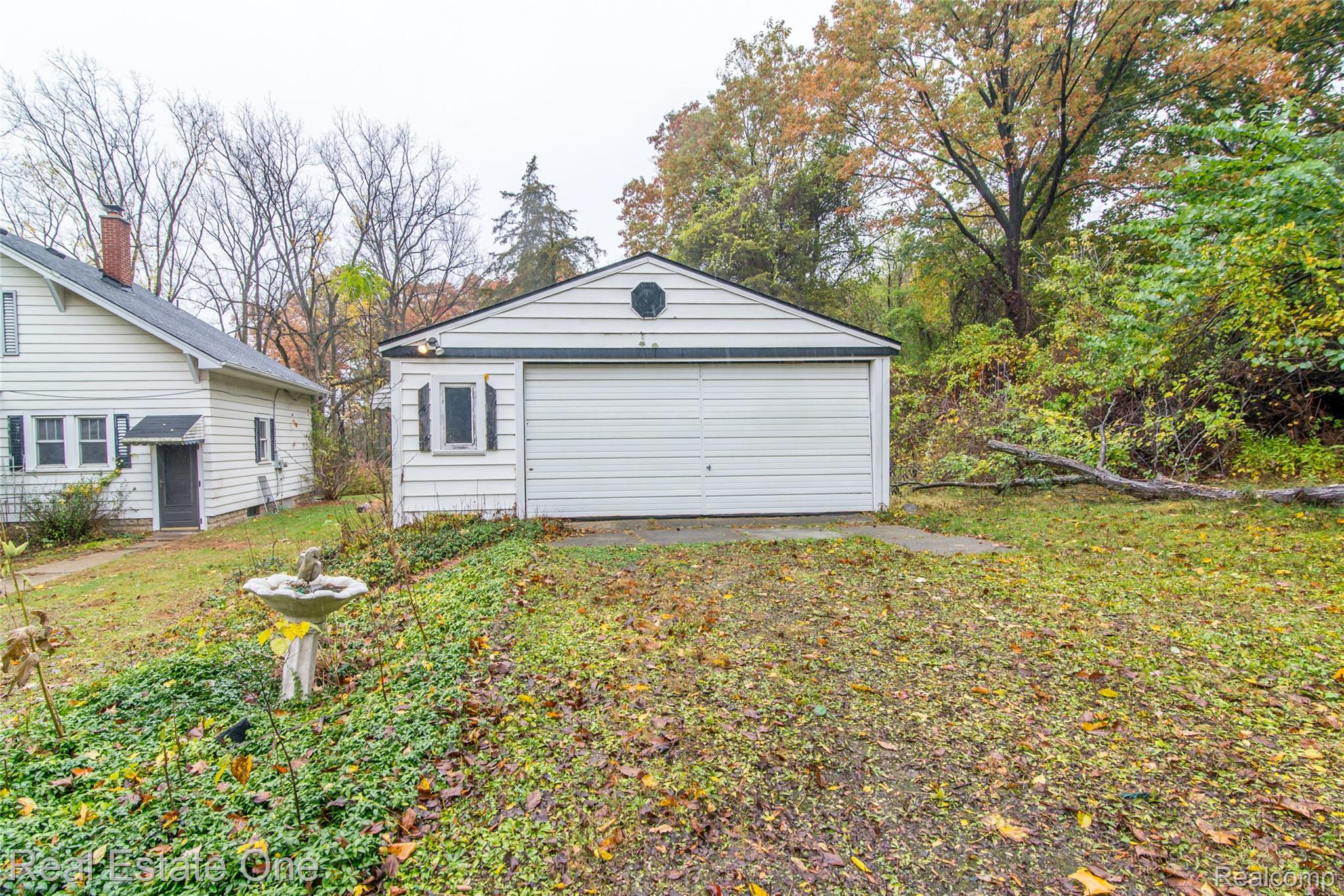1503 S Milford Road