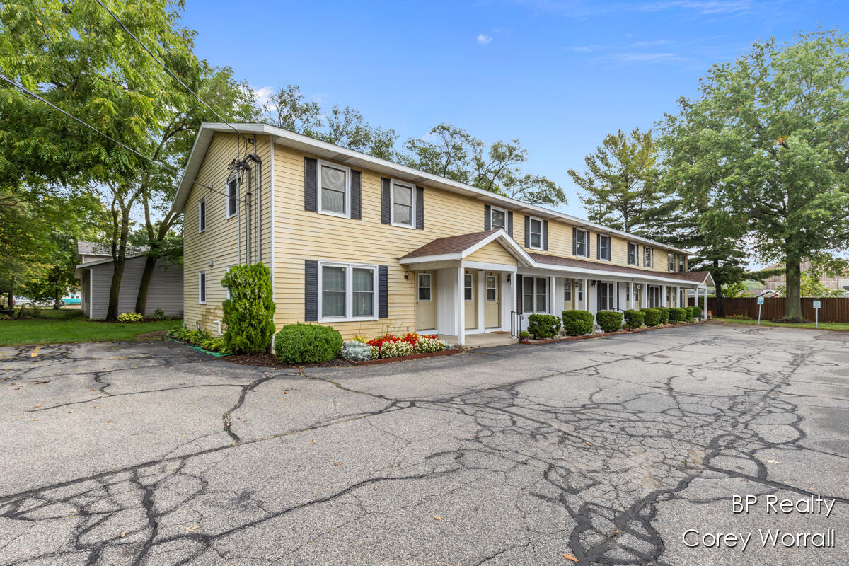 199 E 34th Street 10