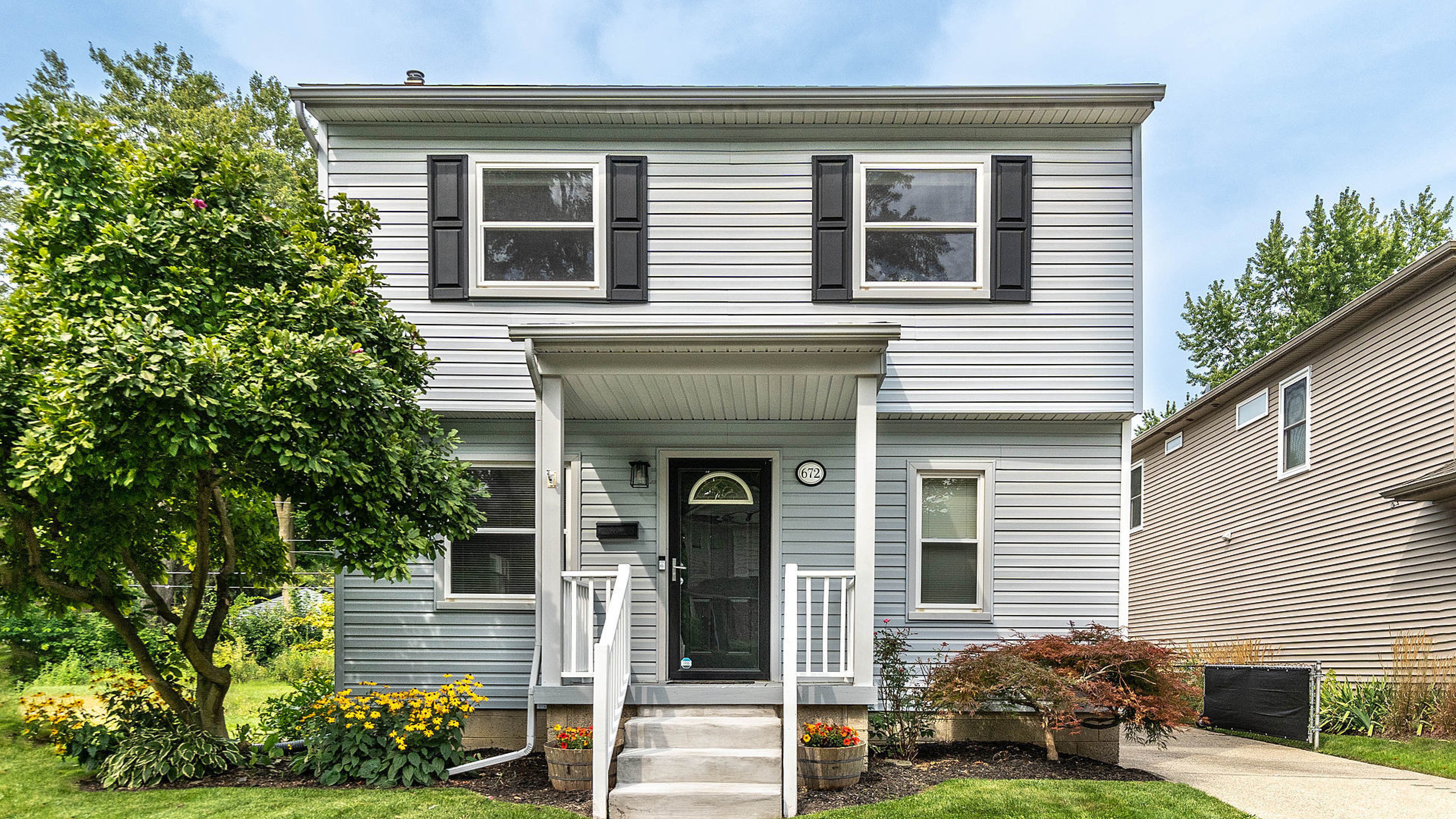 672 Jener Place