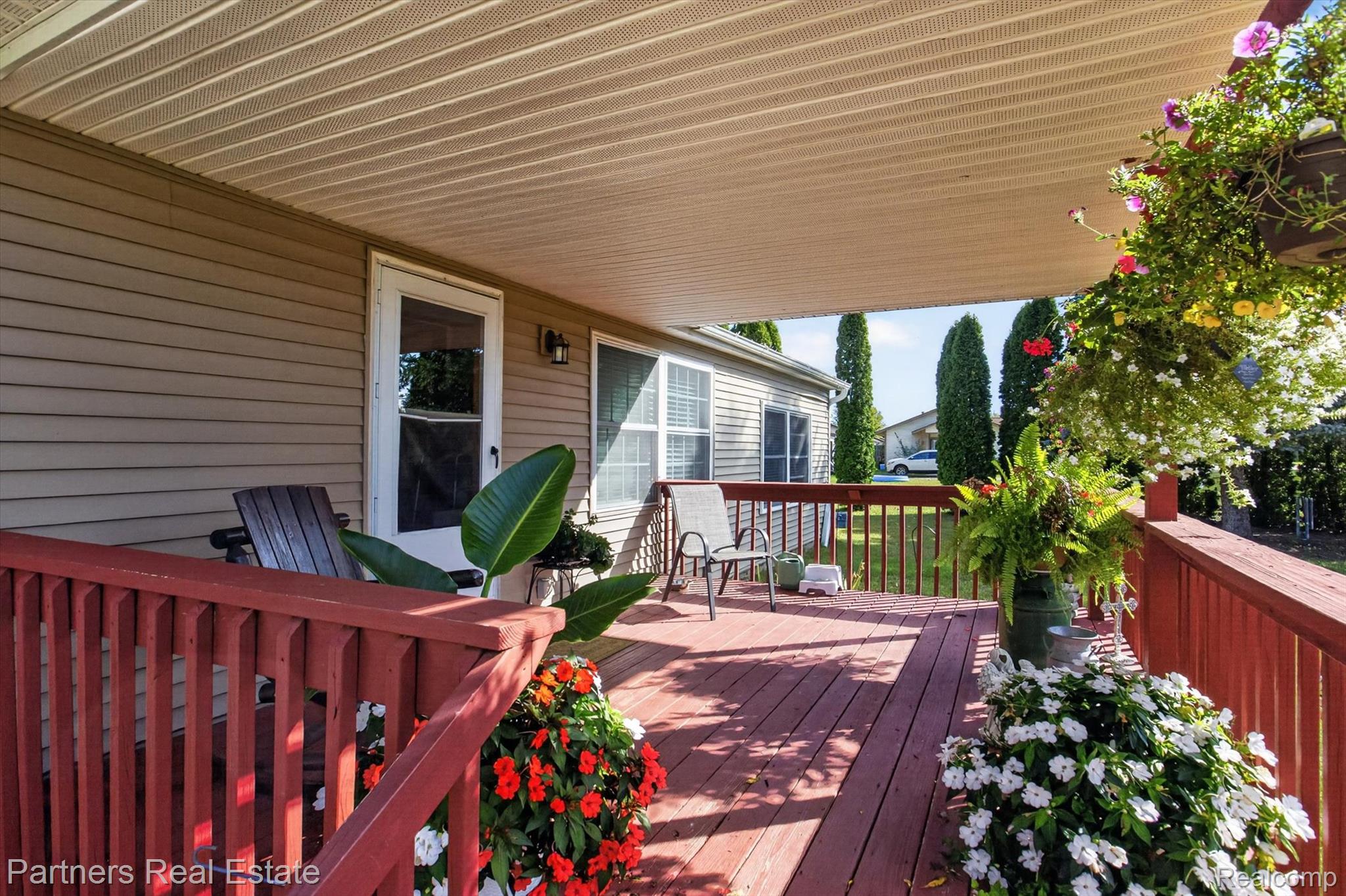 2901 S Leaton