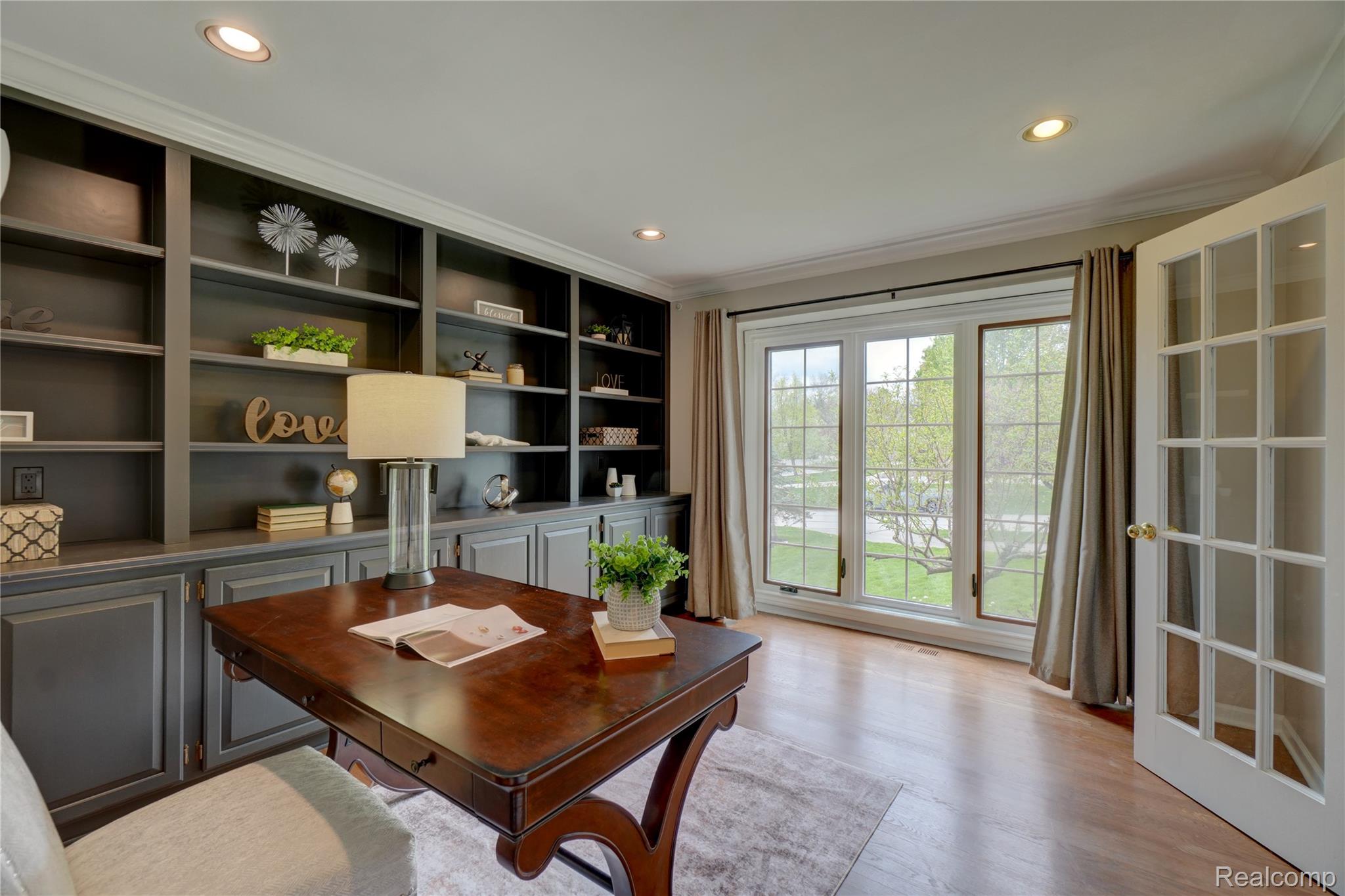 3066 Woodcreek Way