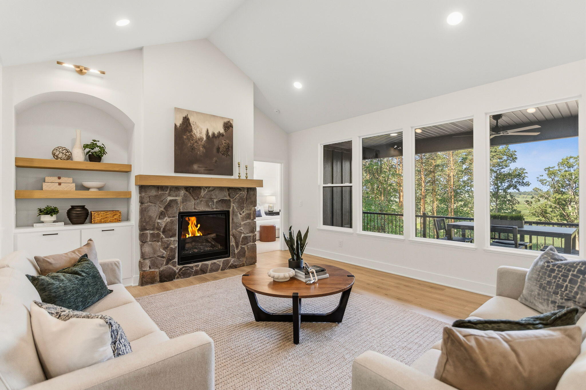 3126 Red Oak Drive