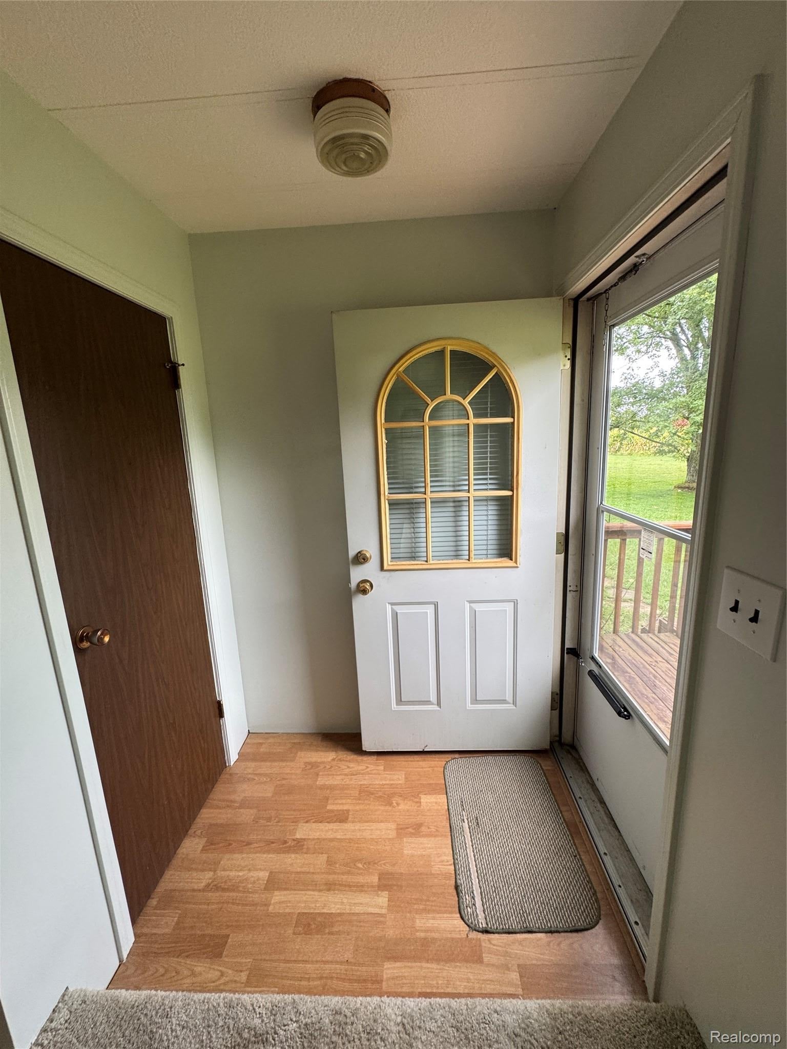 4272 Reid Road