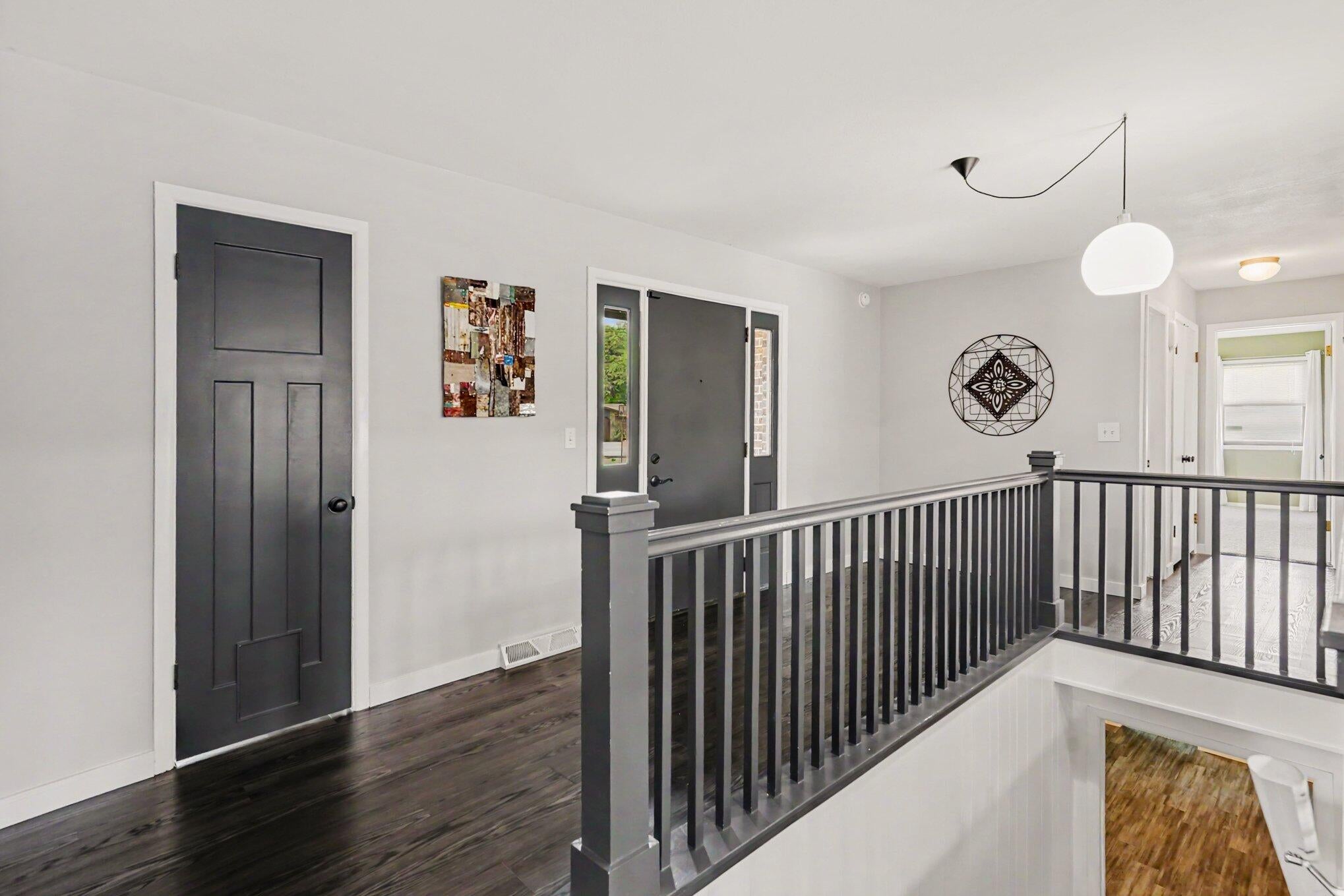 171 Sunnybrook Drive SW