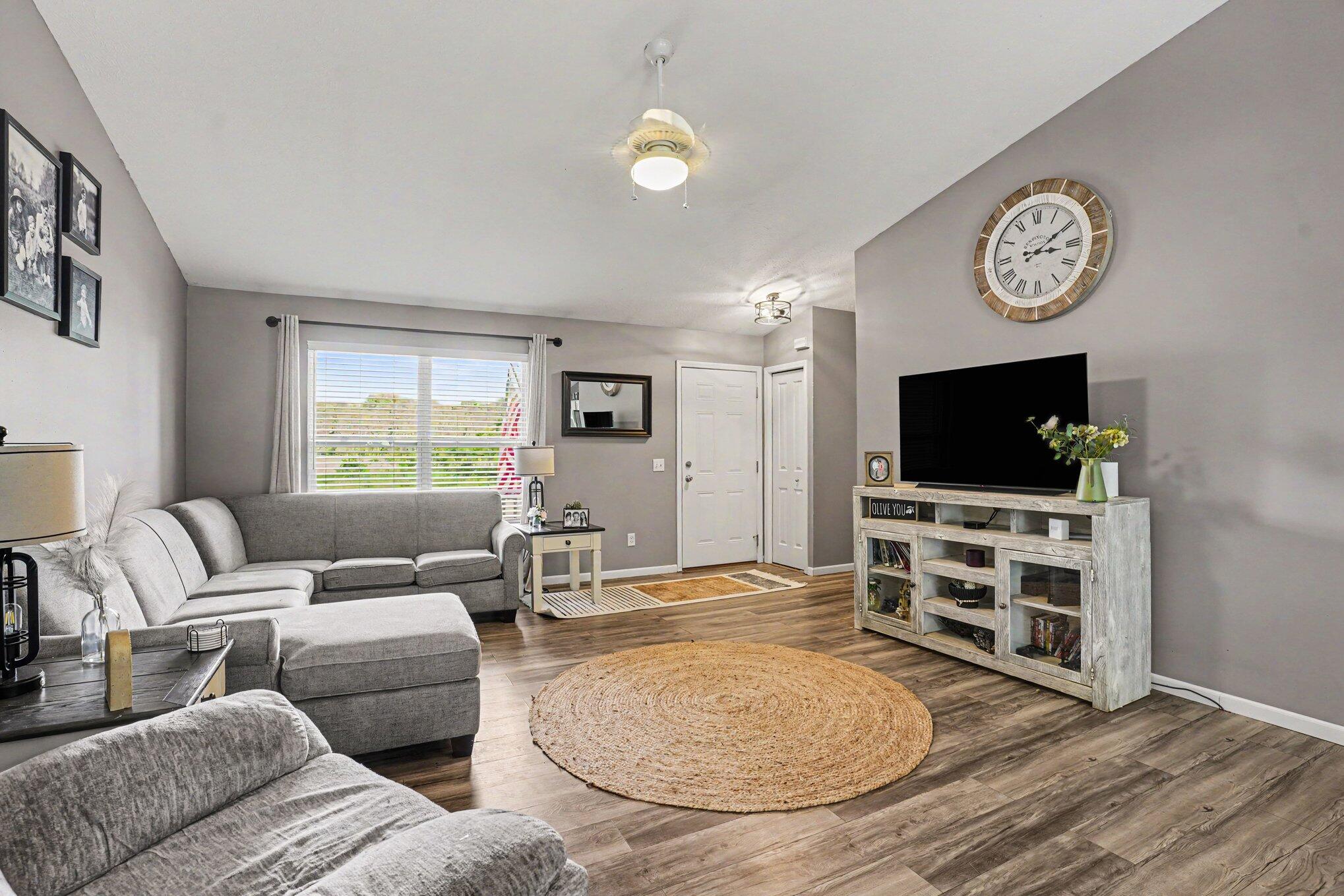 1696 Southpointe Trail