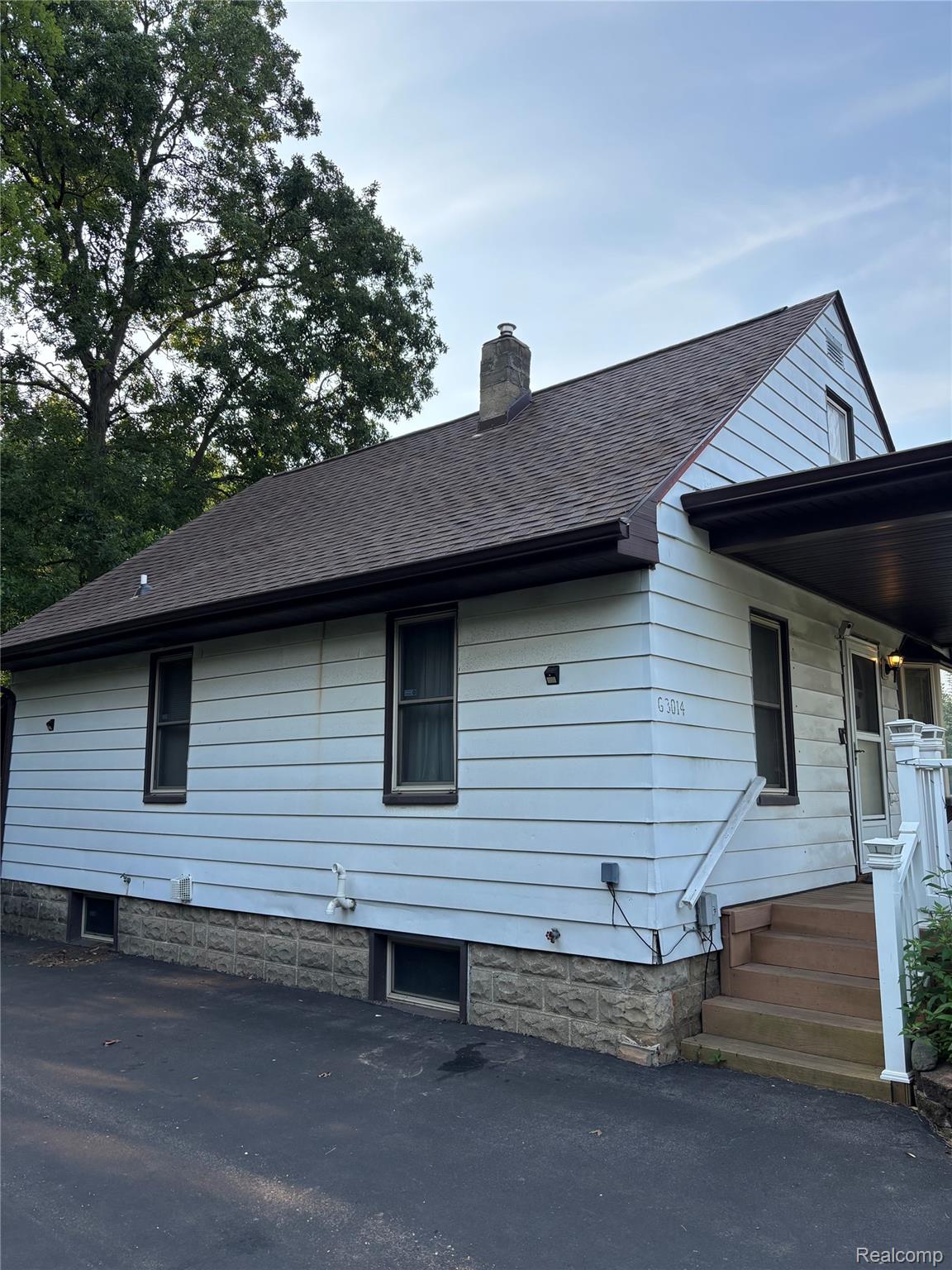 3014 N Center Road