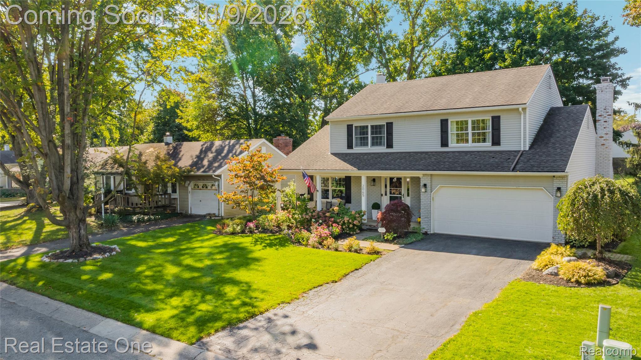 2065 Teaneck Circle