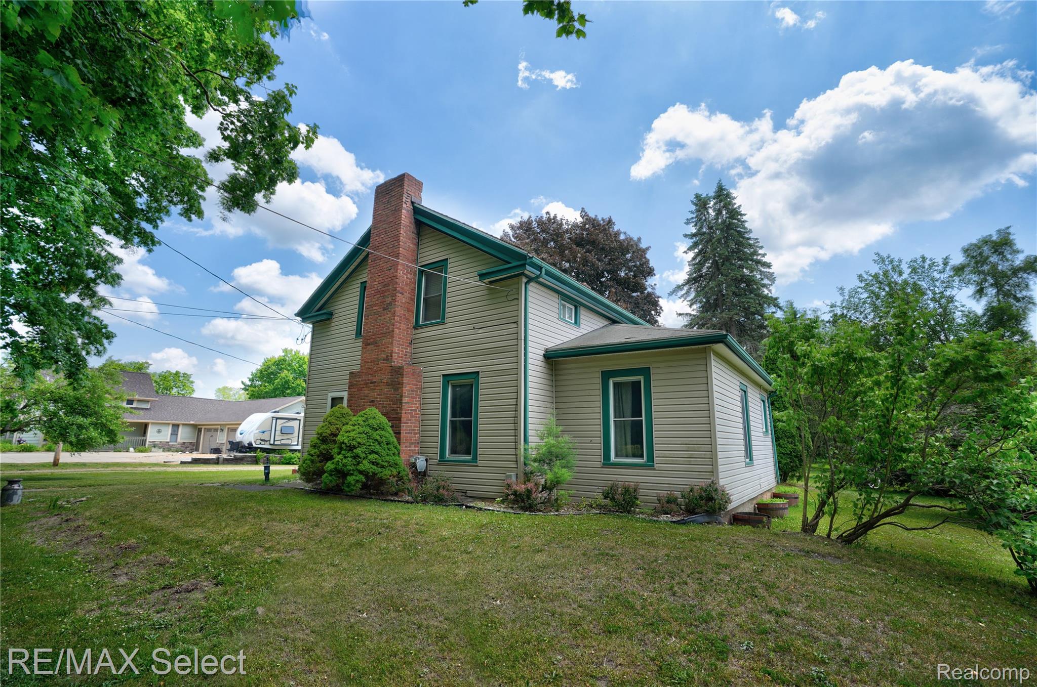 519 W Maple Street