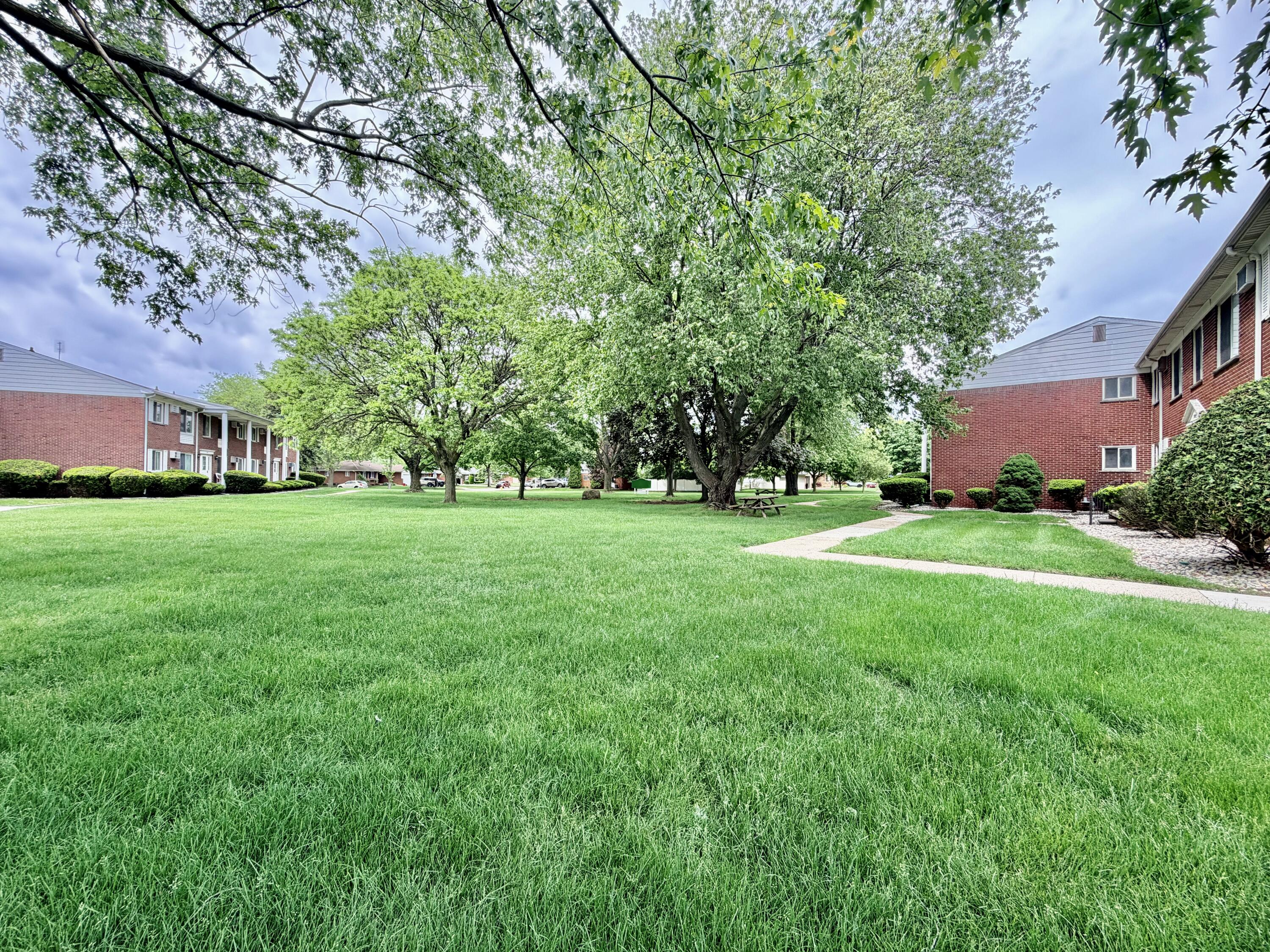 1705 Charlton Road