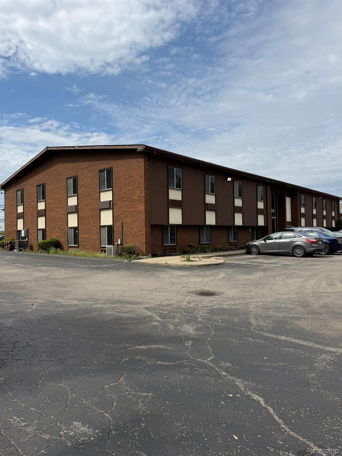 25140 Lahser Road C203