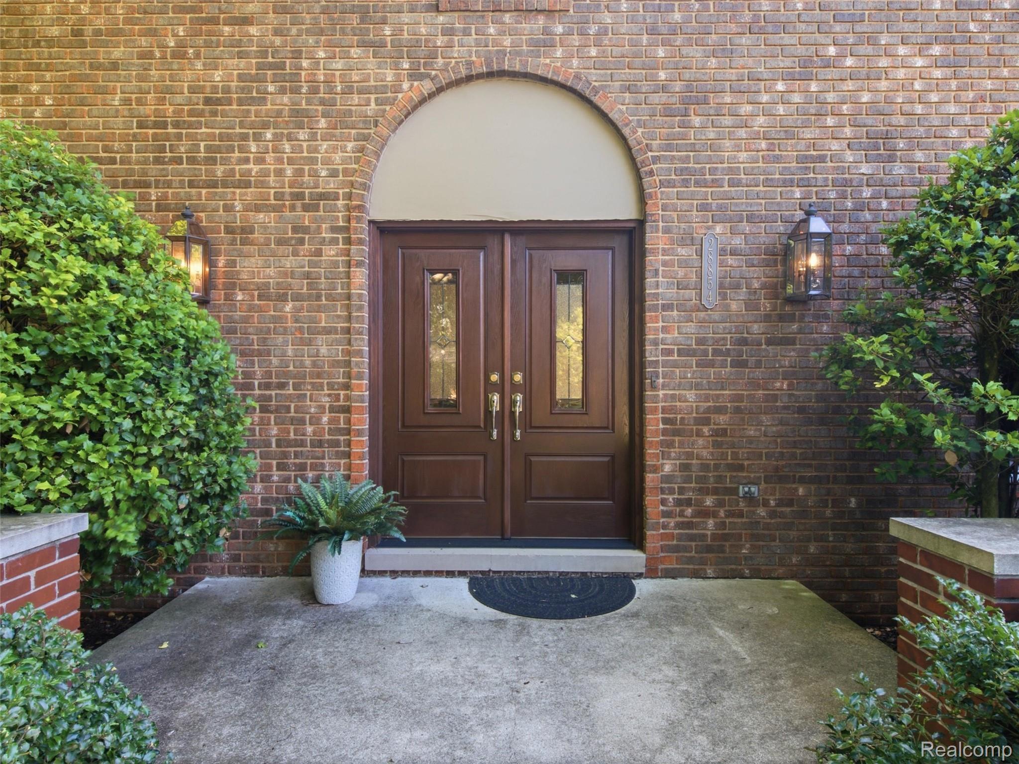 28854 Eton Glen