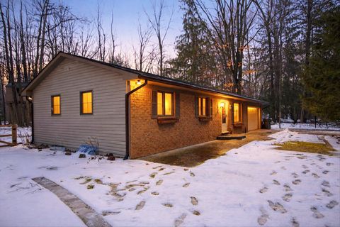 9765 Mcclements Road Brighton Township MI 48114