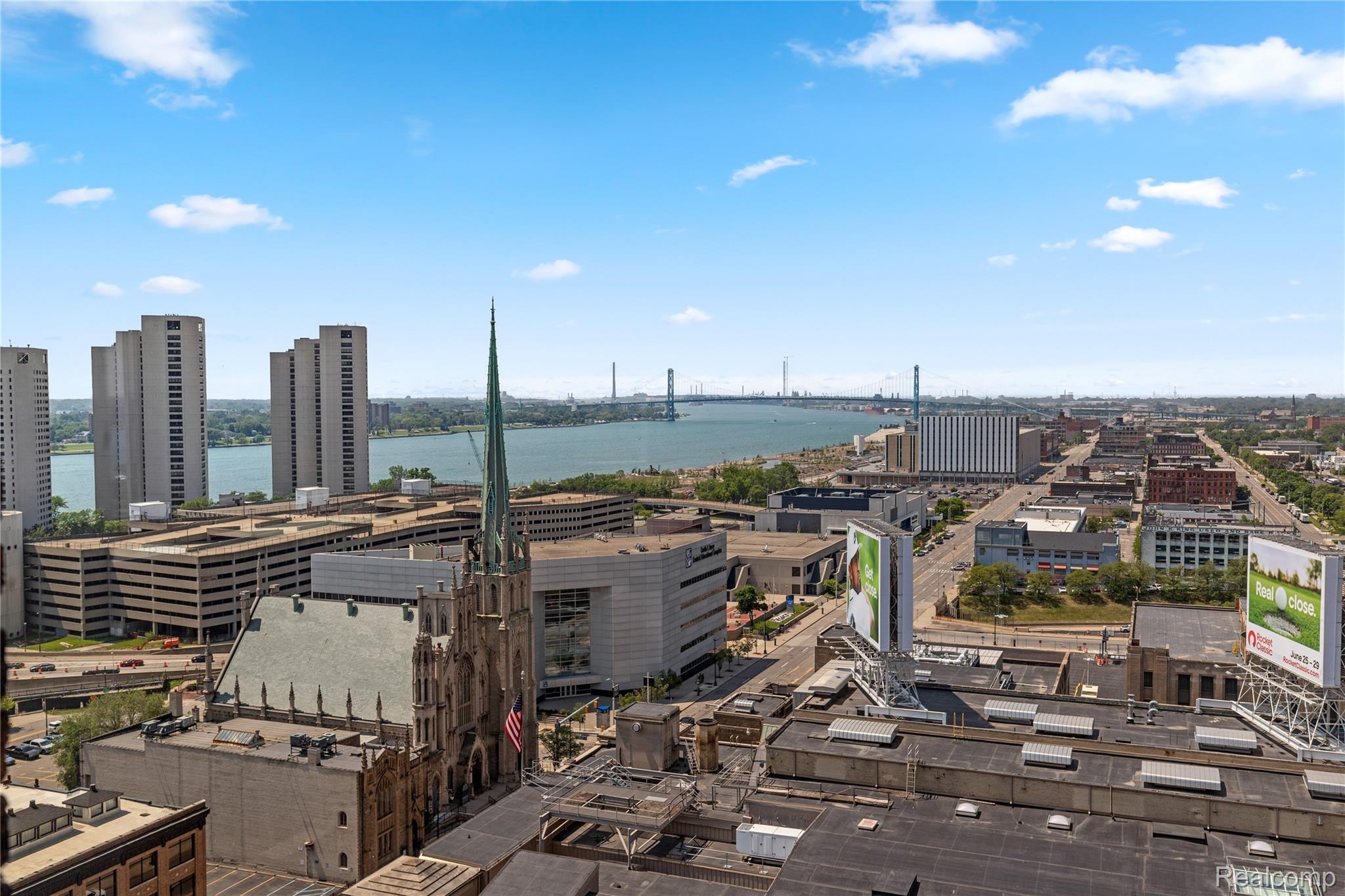 Detroit City, Michigan 48226, United States, 2 Bedrooms Bedrooms, ,2 BathroomsBathrooms,Residential,Active,148989