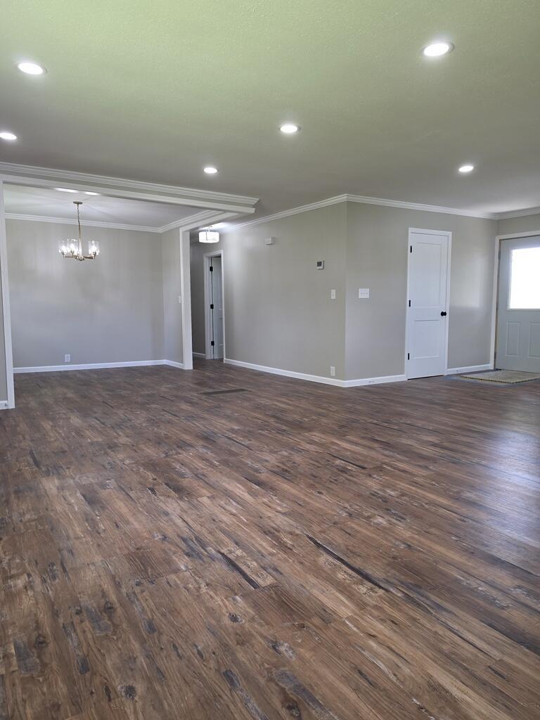 512 Athens Road