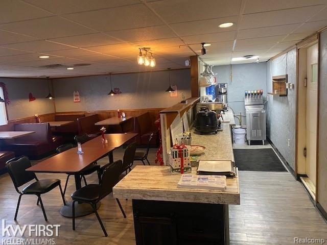 8372 N Saginaw Street