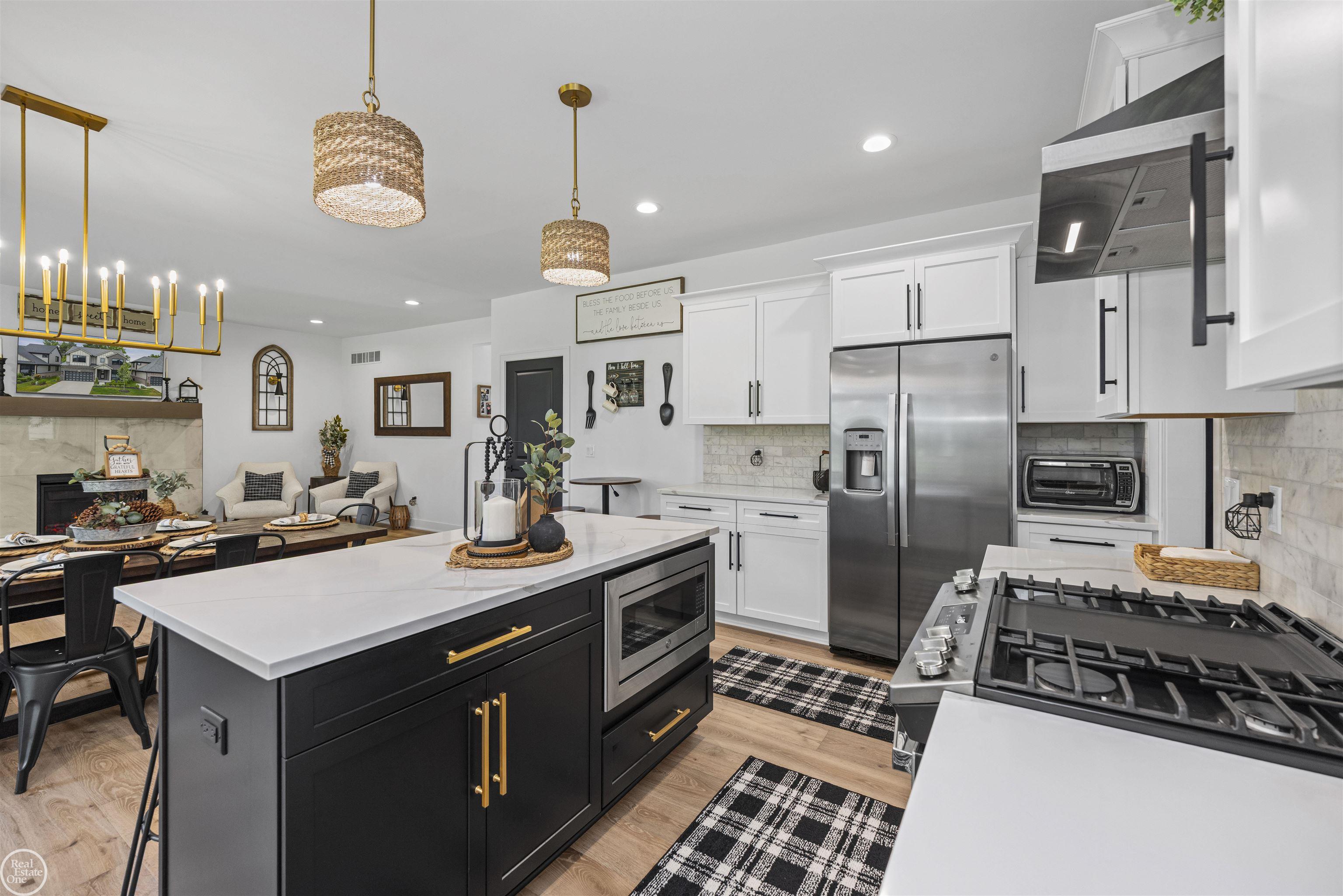 54877 Camden Court