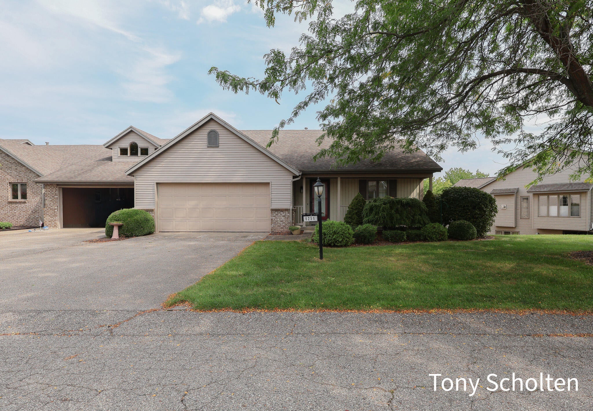 6256 Springmont Drive 39