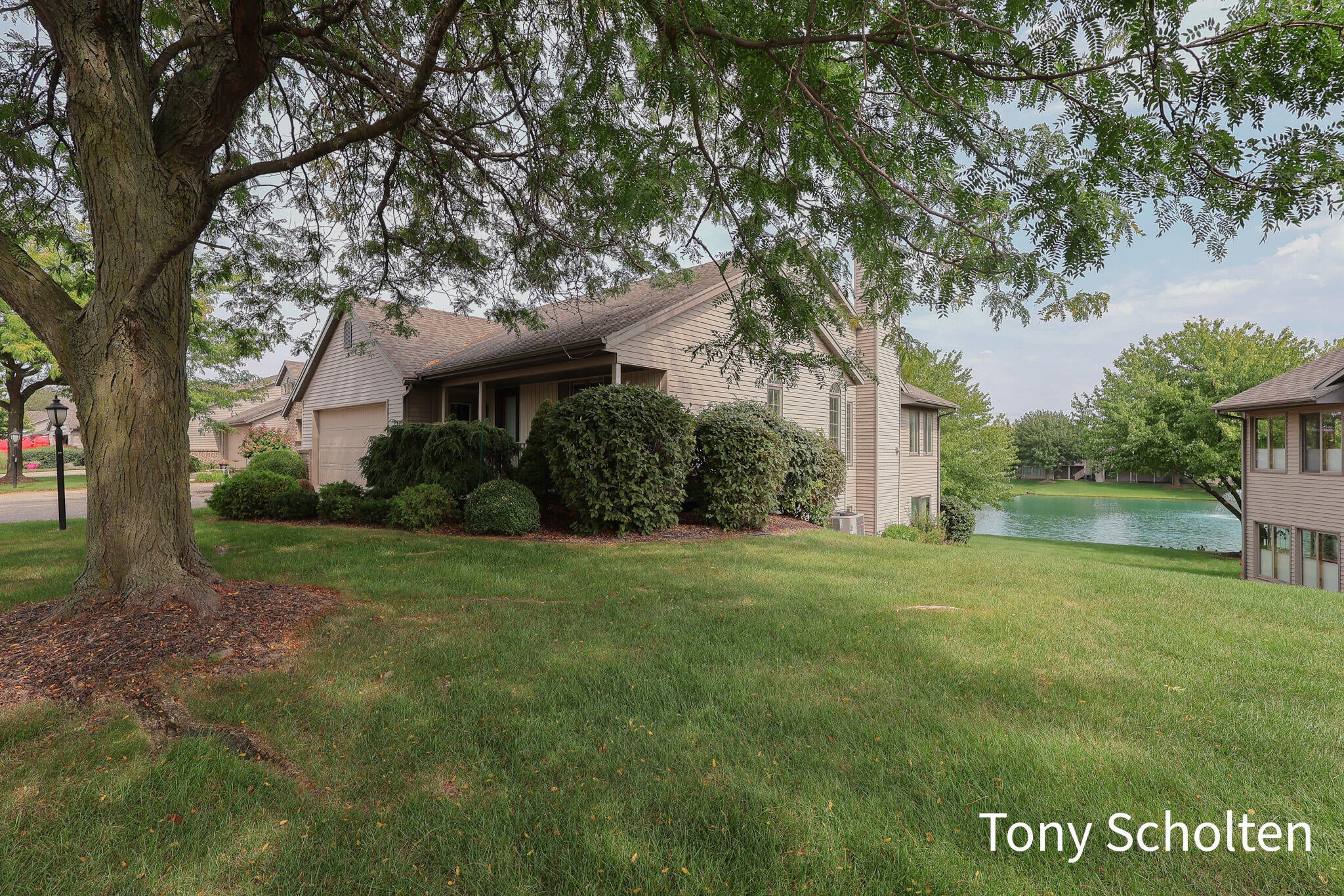 6256 Springmont Drive 39