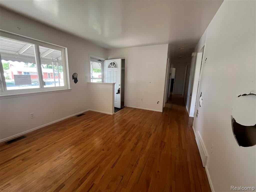 40252 Hamilton Drive