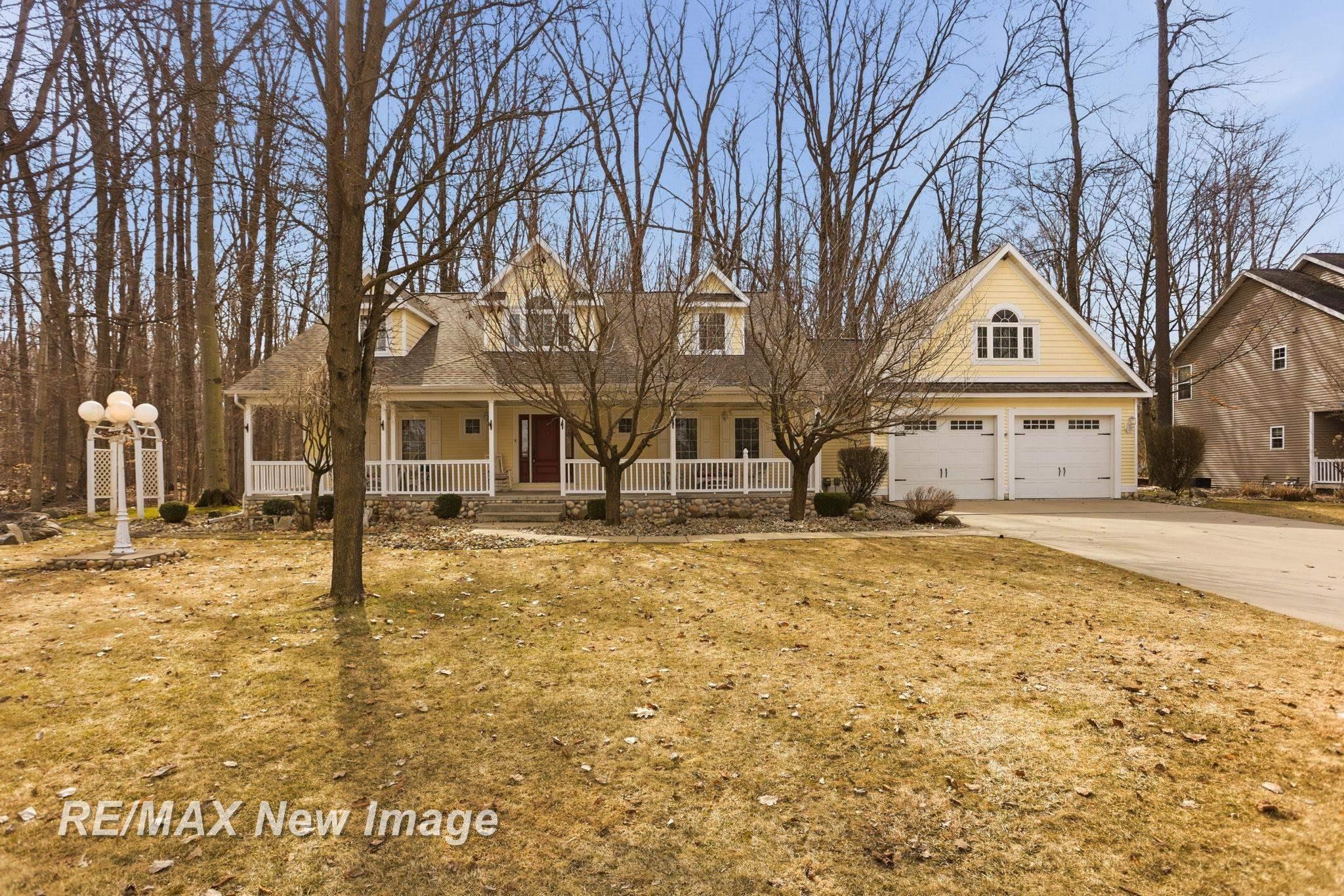 12471 Northern Woods Circle