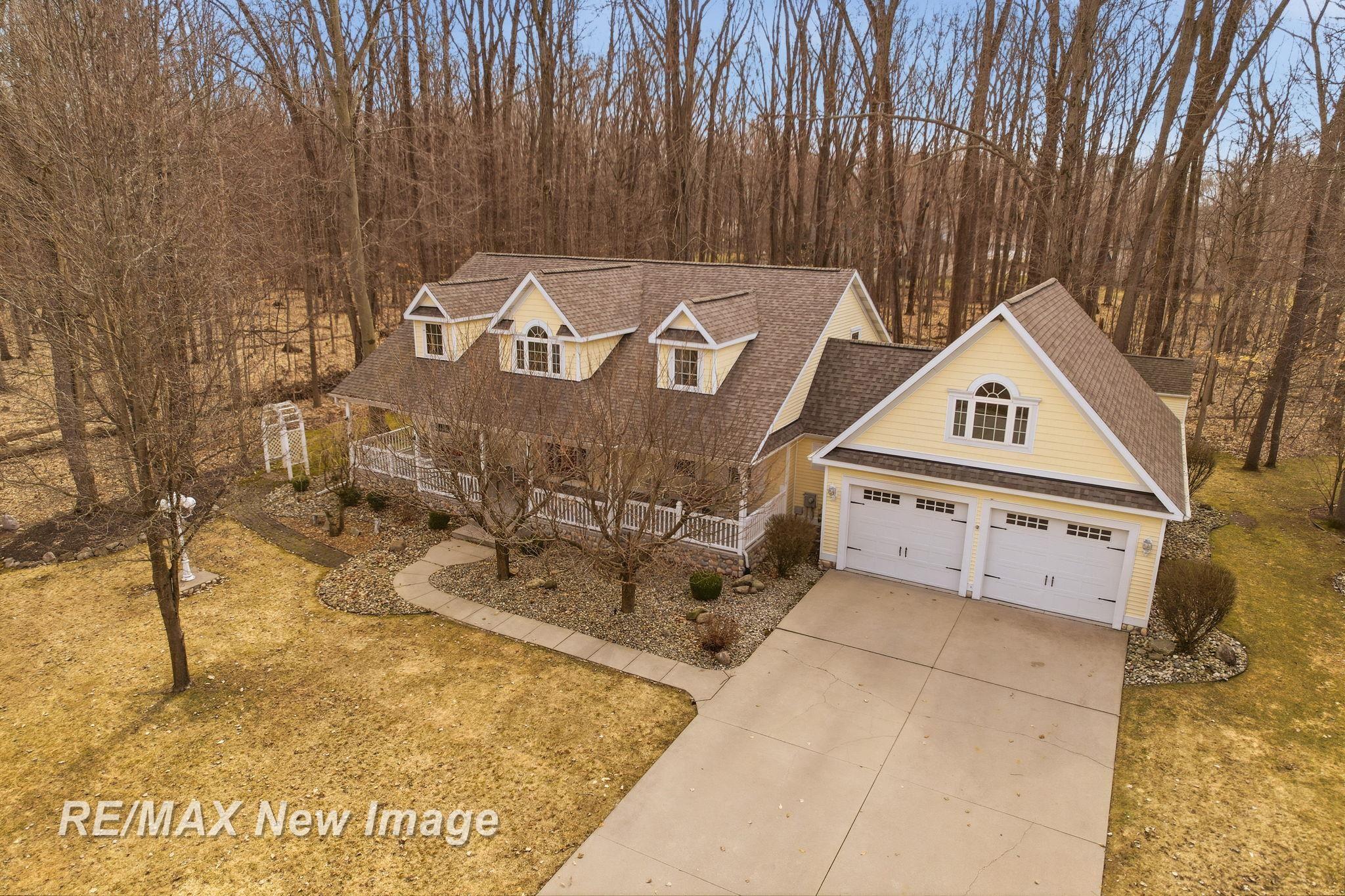 12471 Northern Woods Circle
