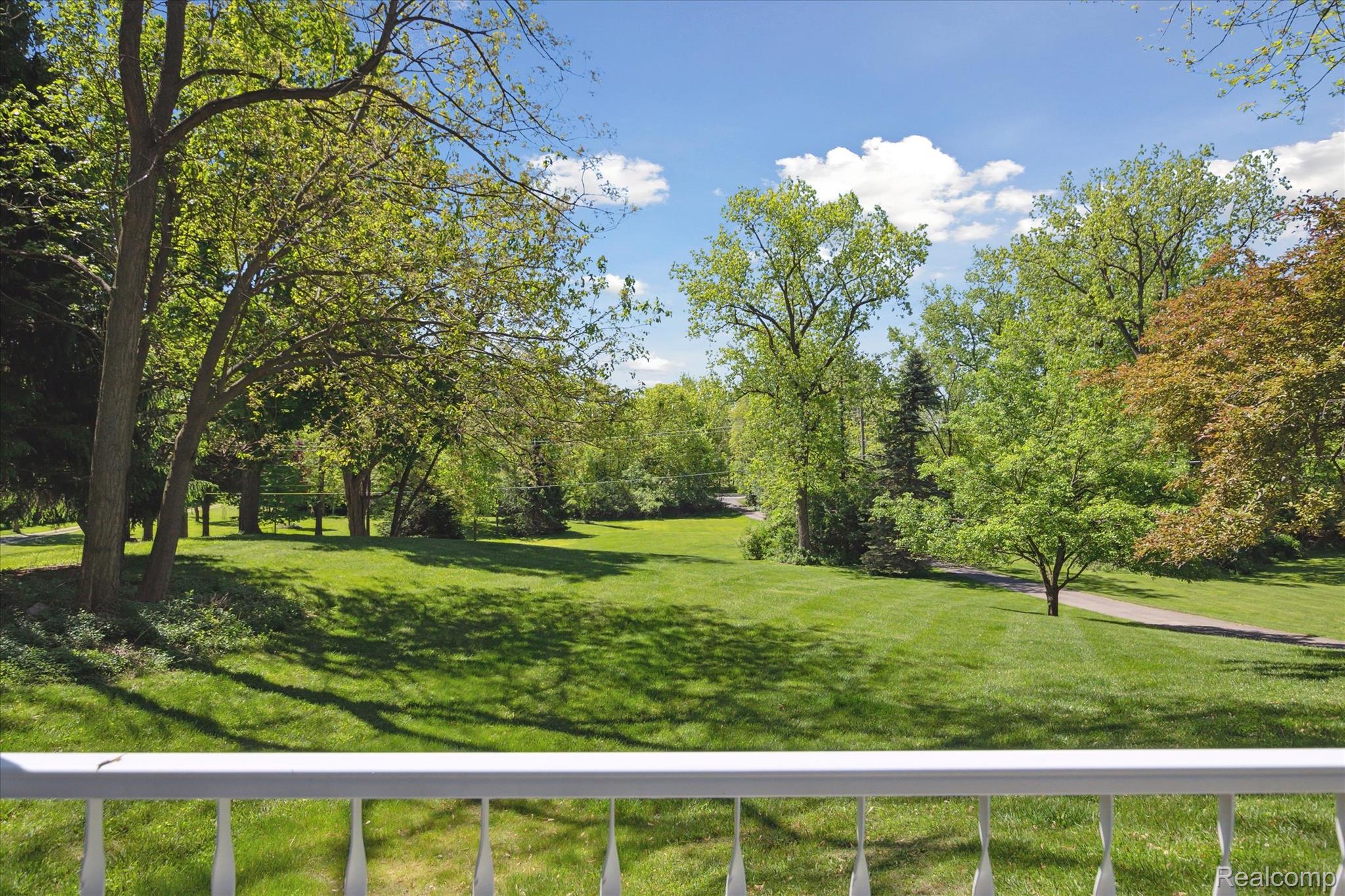32590 W Eleven Mile Rd