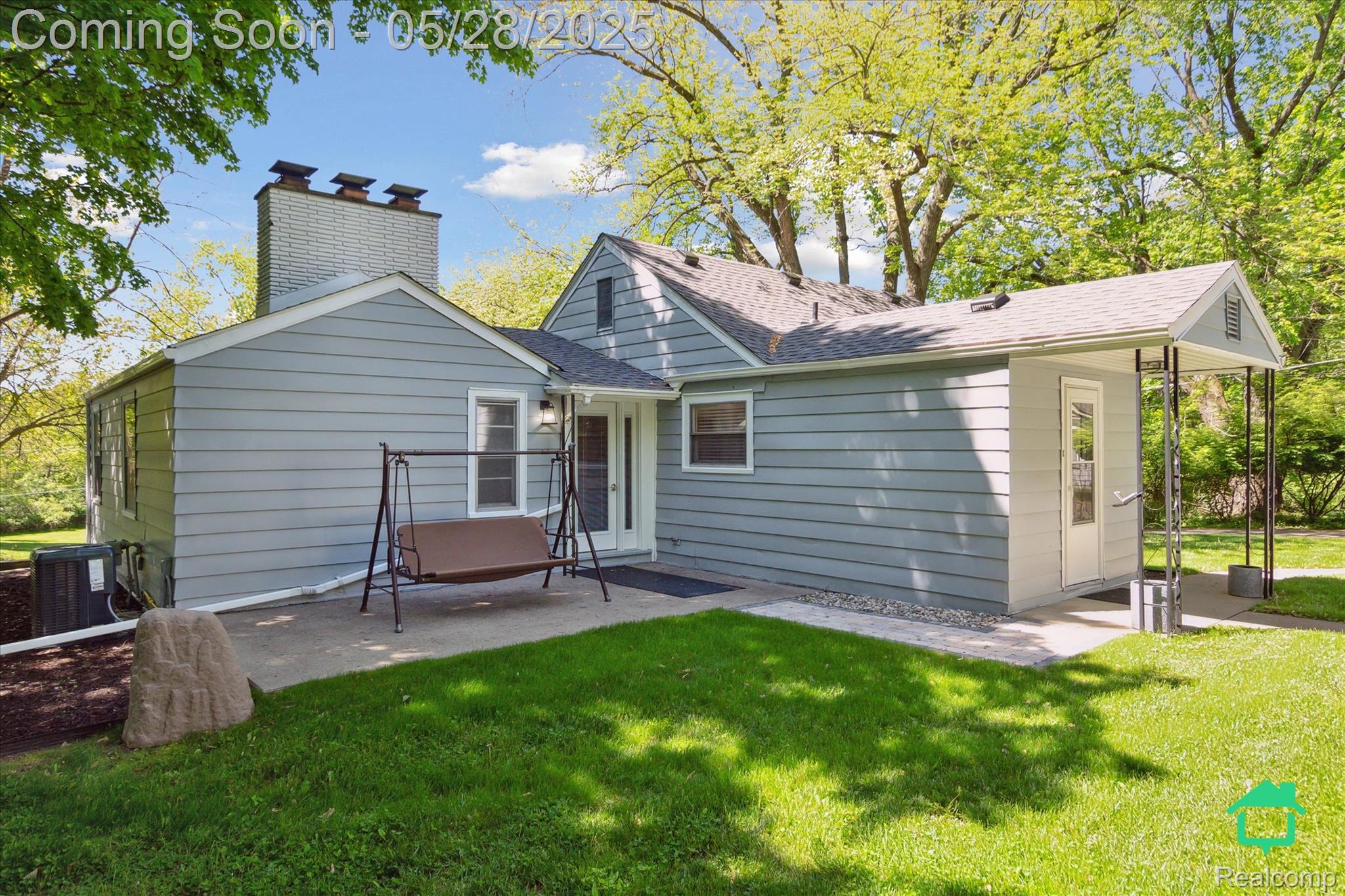 32590 W Eleven Mile Rd