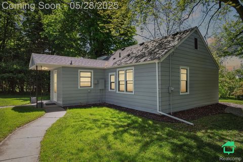 32590 W Eleven Mile Rd Farmington Hills City MI 48336