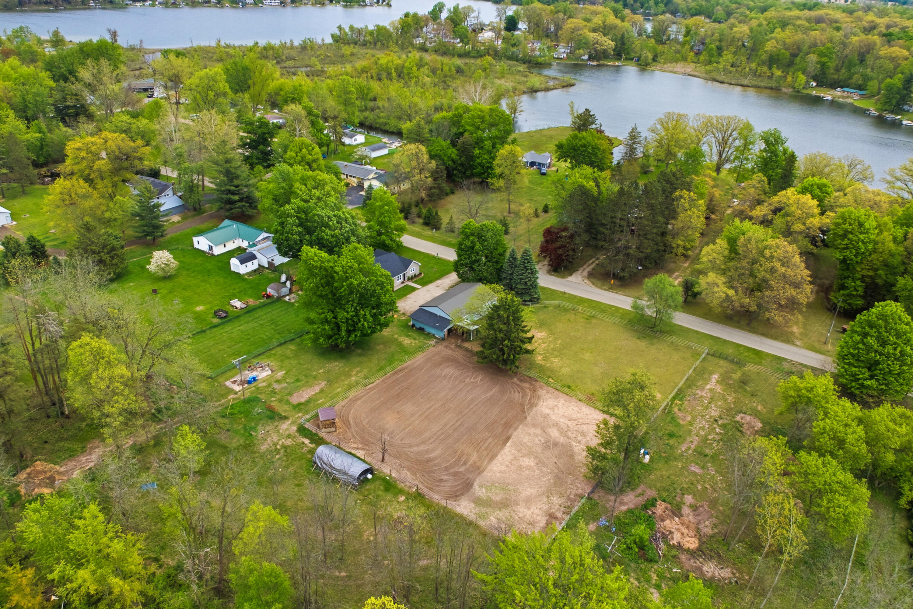 2498 Hemlock Road