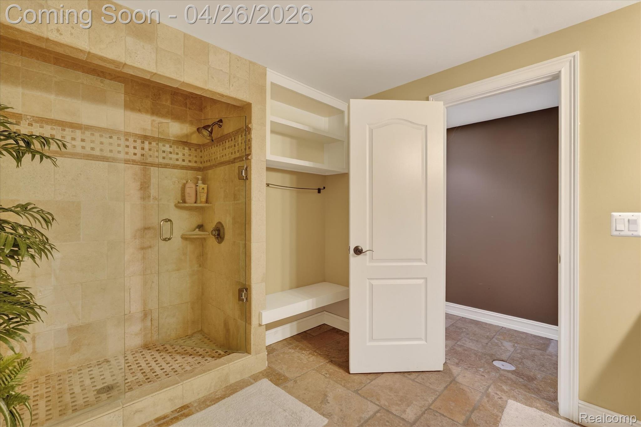Clarkston, Michigan, 48348, United States, 5 Bedrooms Bedrooms, ,5 BathroomsBathrooms,Residential,Contingent,2041683