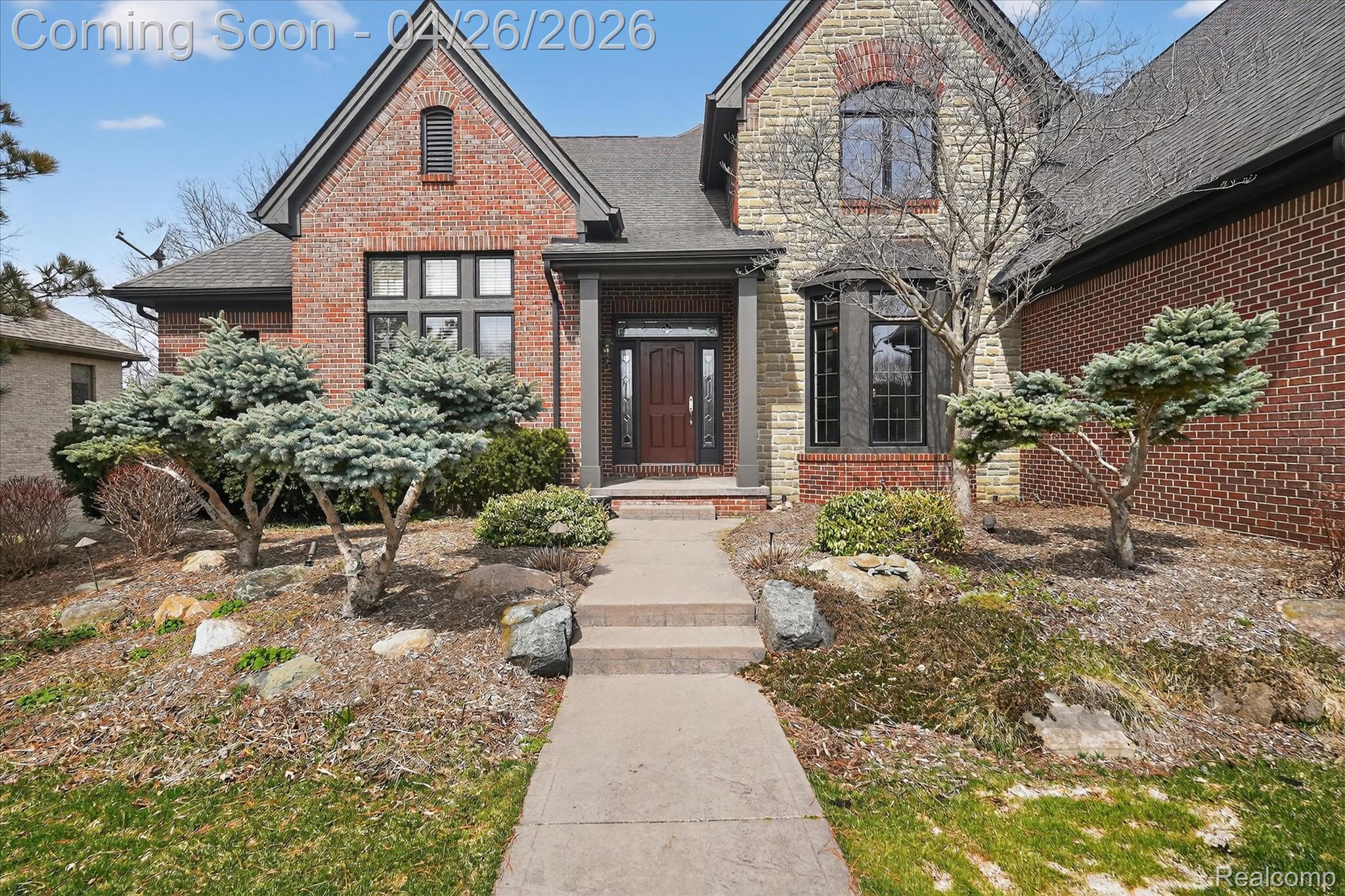 Clarkston, Michigan, 48348, United States, 5 Bedrooms Bedrooms, ,5 BathroomsBathrooms,Residential,Contingent,2041683