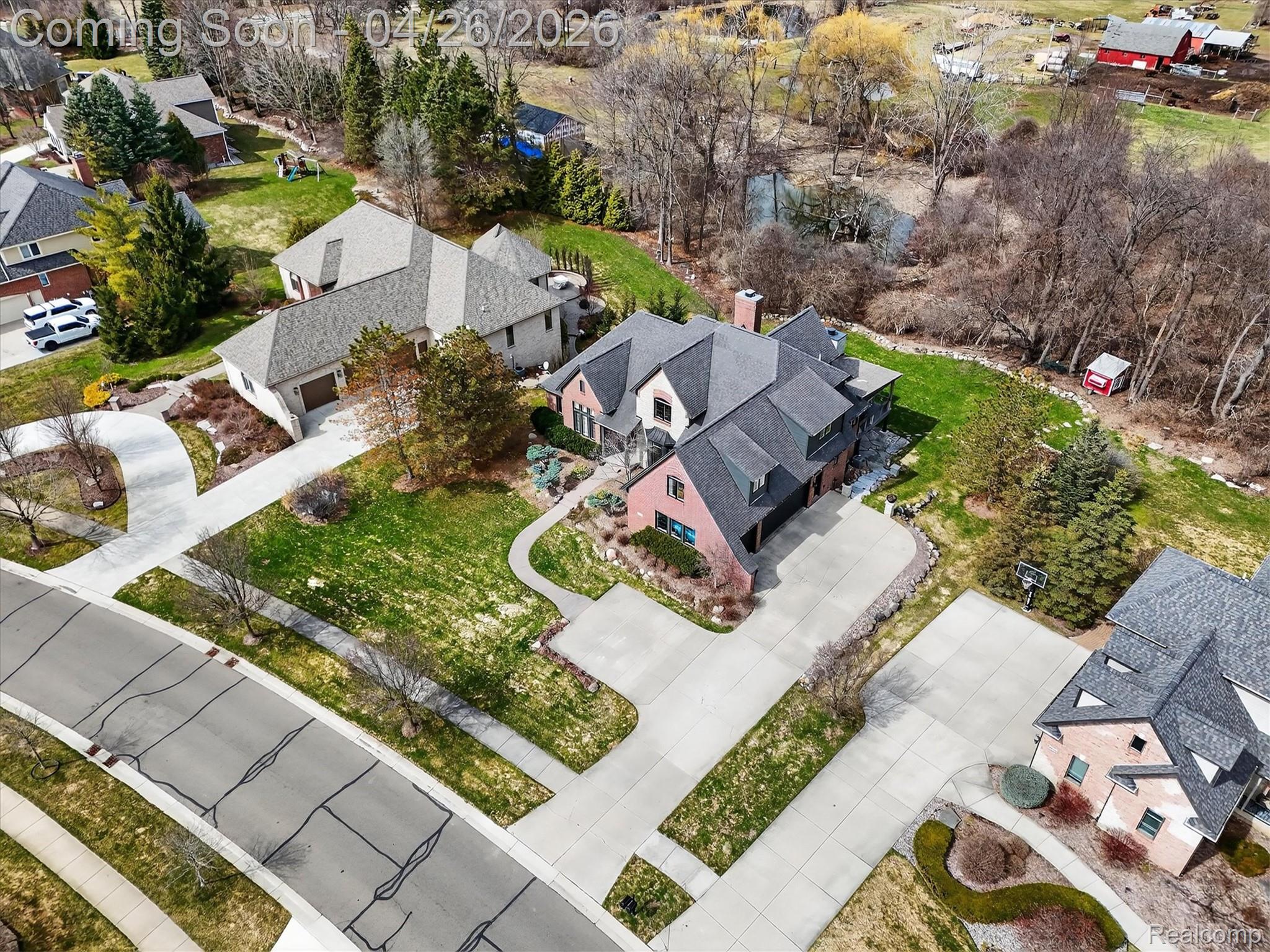 Clarkston, Michigan, 48348, United States, 5 Bedrooms Bedrooms, ,5 BathroomsBathrooms,Residential,Contingent,2041683