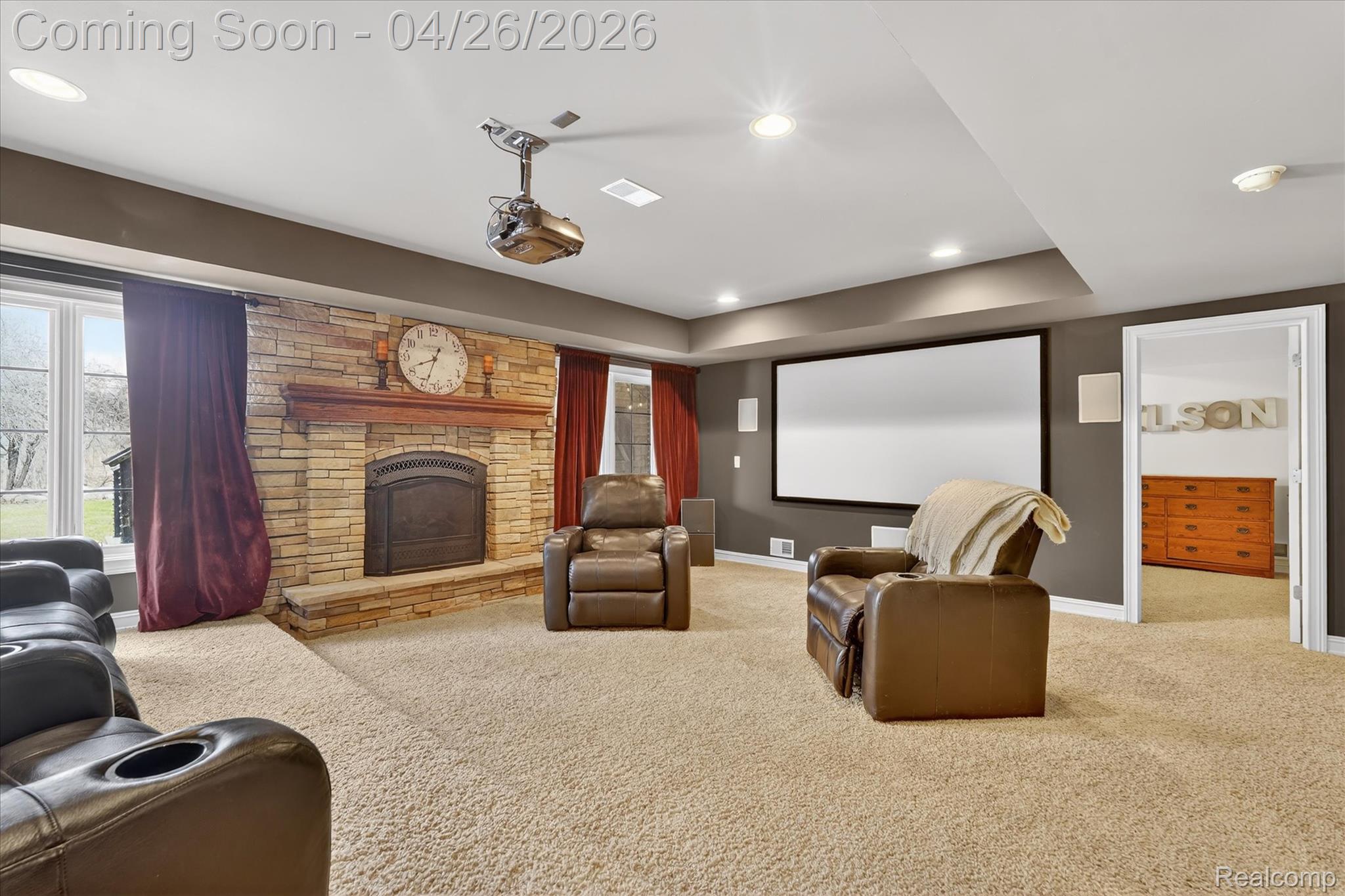 Clarkston, Michigan, 48348, United States, 5 Bedrooms Bedrooms, ,5 BathroomsBathrooms,Residential,Contingent,2041683