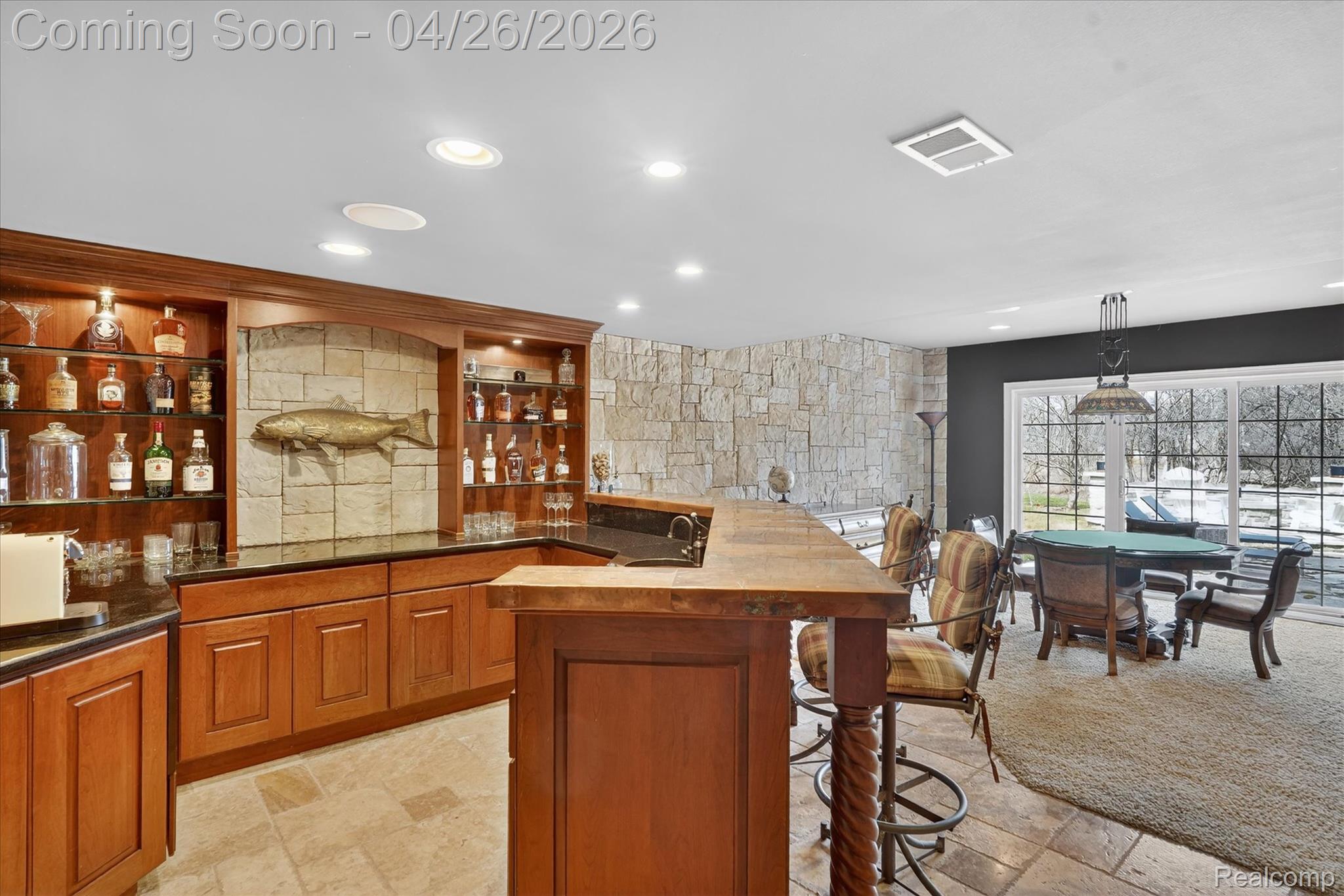 Clarkston, Michigan, 48348, United States, 5 Bedrooms Bedrooms, ,5 BathroomsBathrooms,Residential,Contingent,2041683